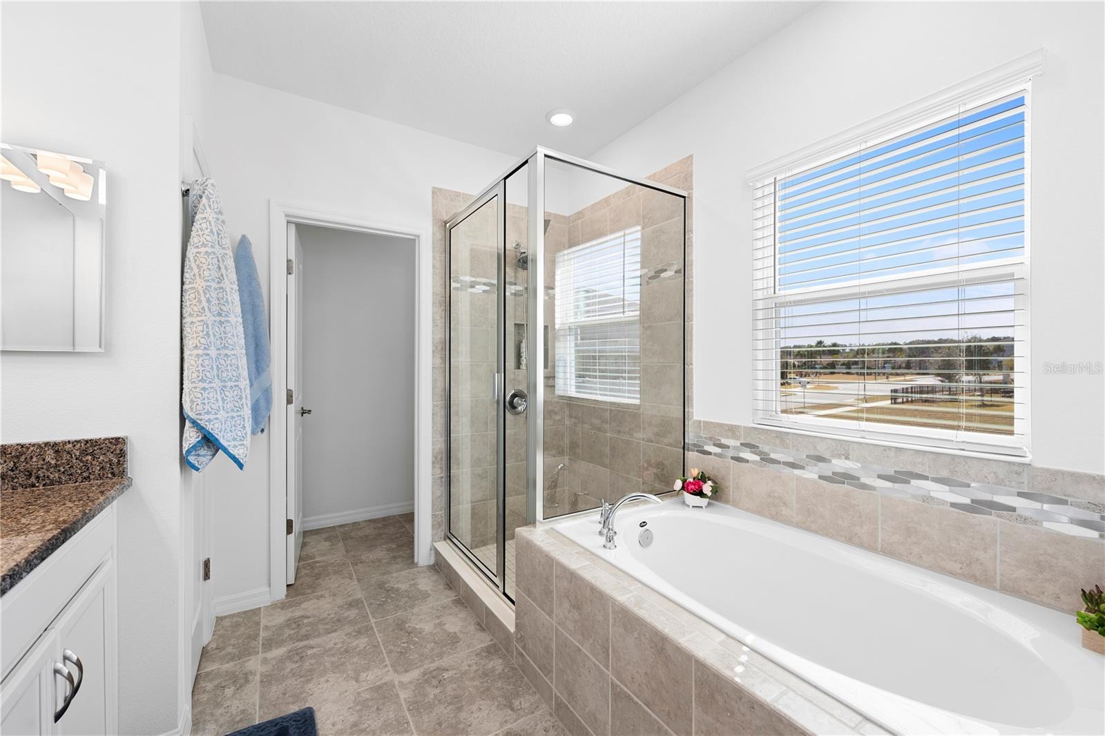 Image 81 of 97 For 2812 Hilltop Road