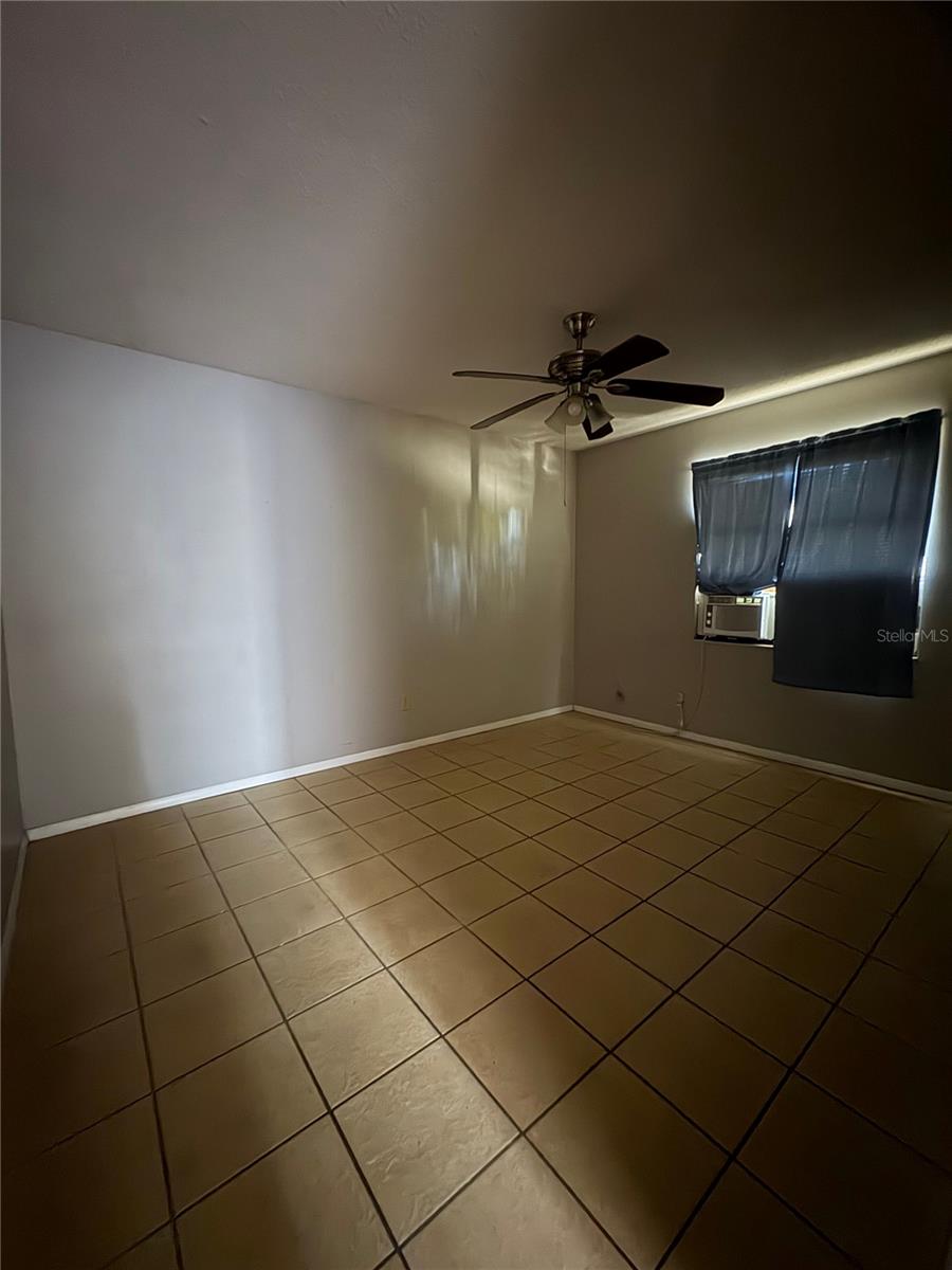 Image 10 of 11 For 1822 Horne Avenue