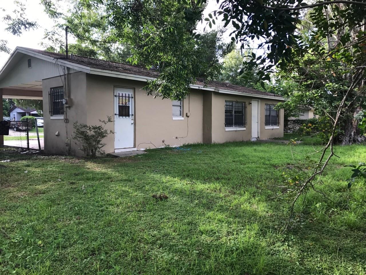 Image 3 of 11 For 1822 Horne Avenue