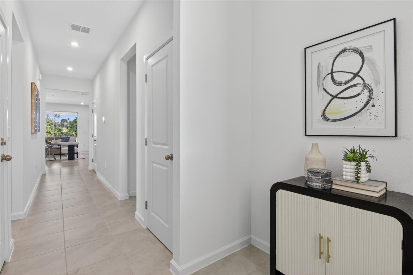 Image 3 of 12 For 452 Free Range Drive