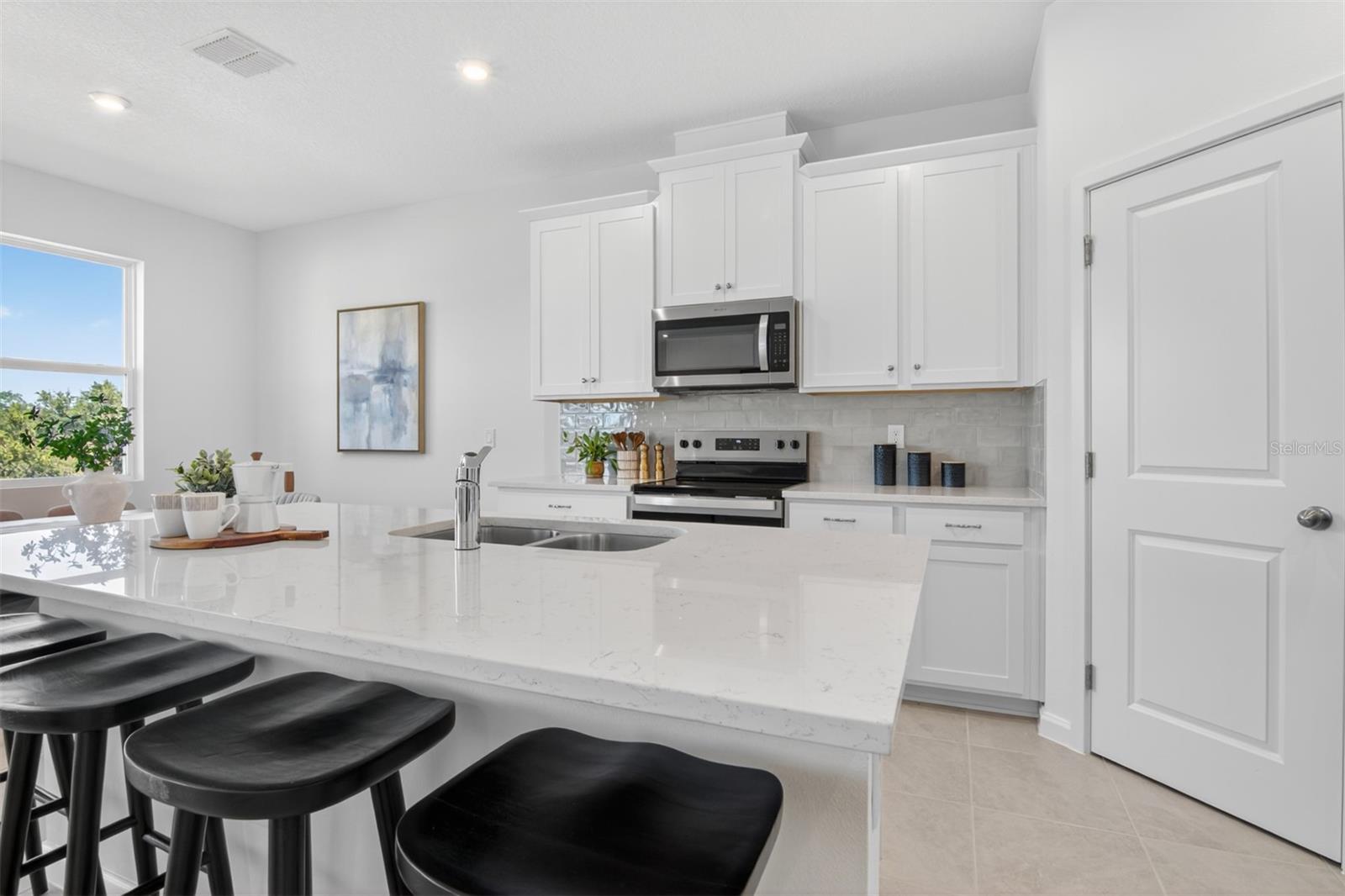 Image 7 of 12 For 452 Free Range Drive