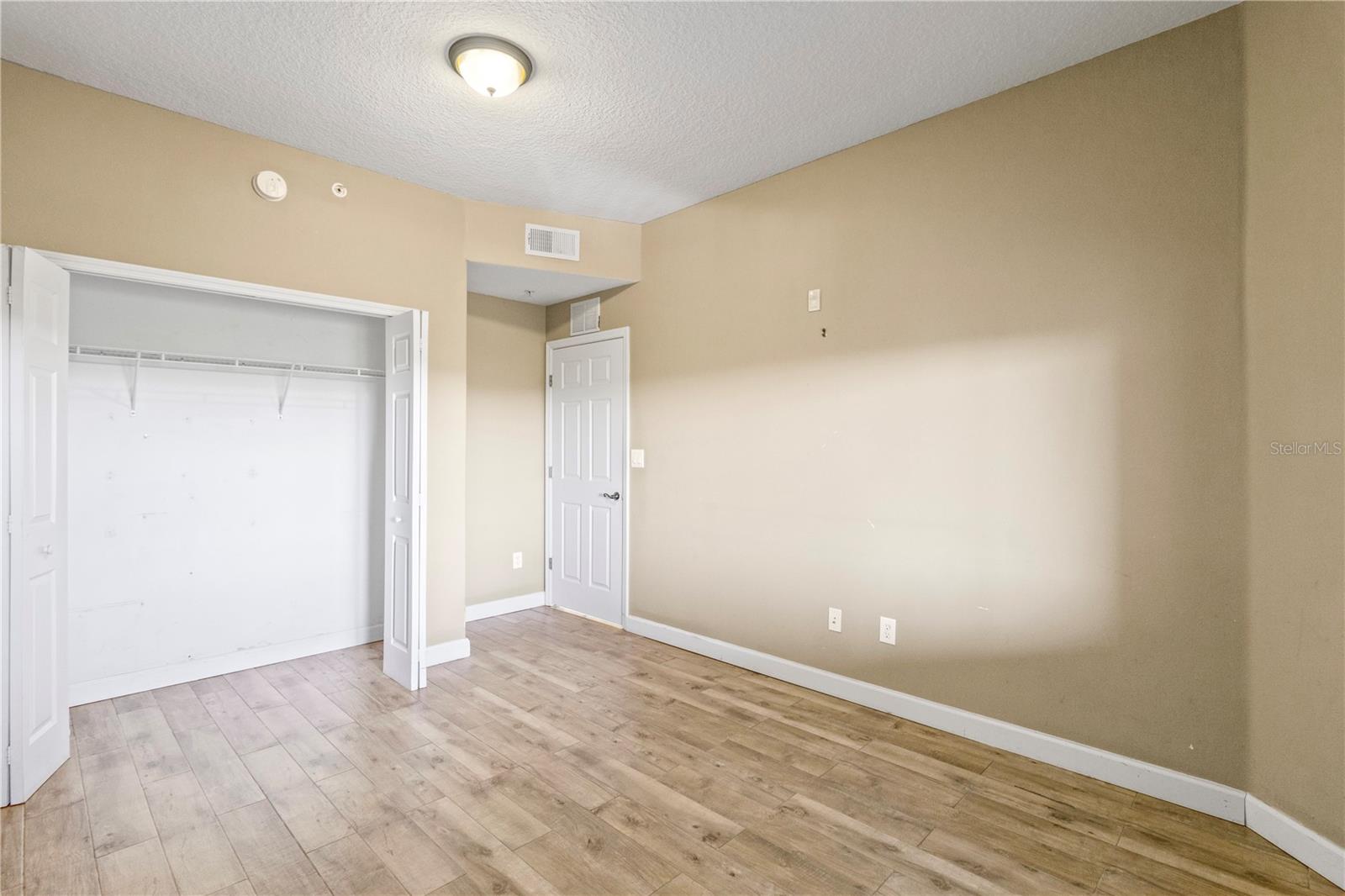 Image 19 of 32 For 6336 Buford Street 506