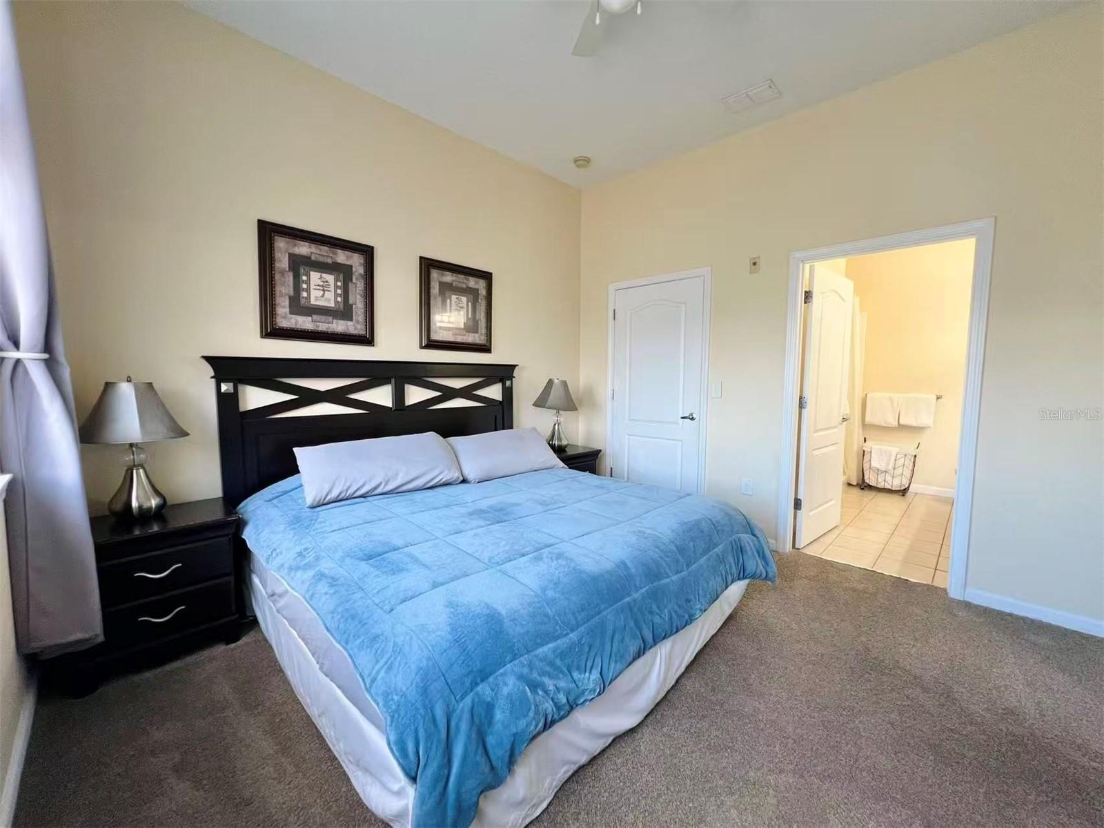 Image 10 of 36 For 5257 Cane Island Loop 402