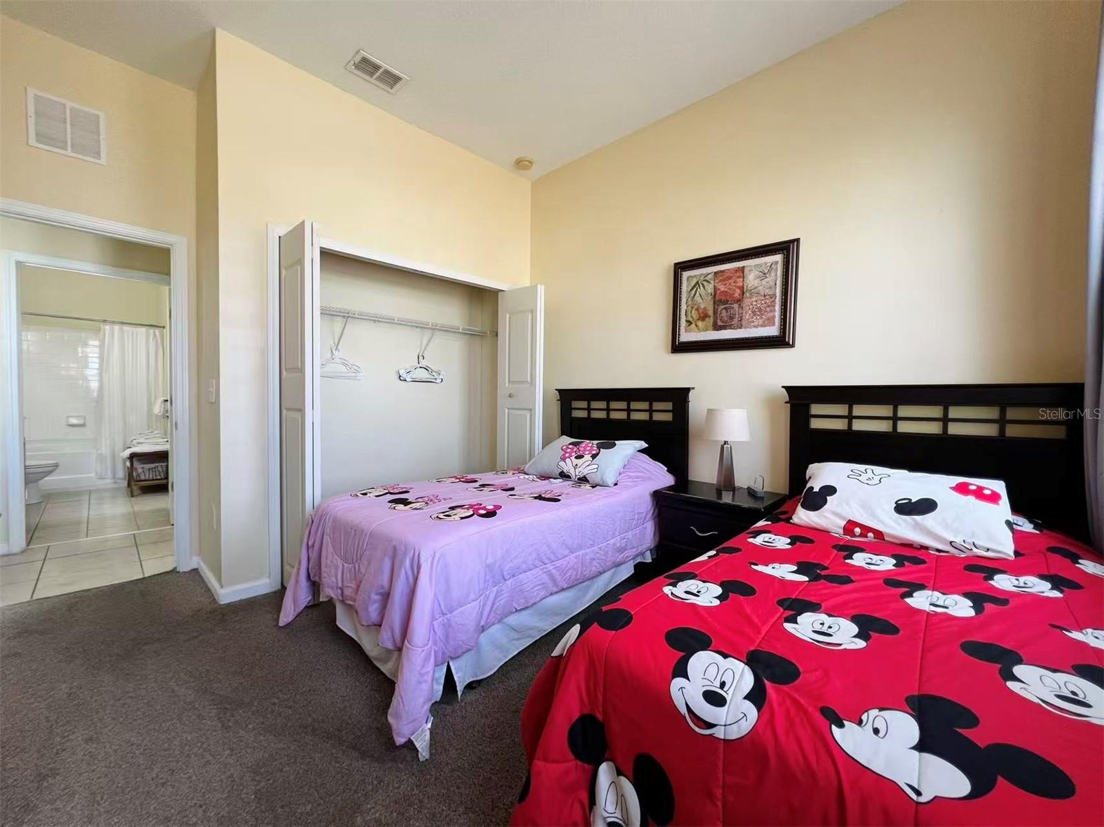 Image 15 of 36 For 5257 Cane Island Loop 402