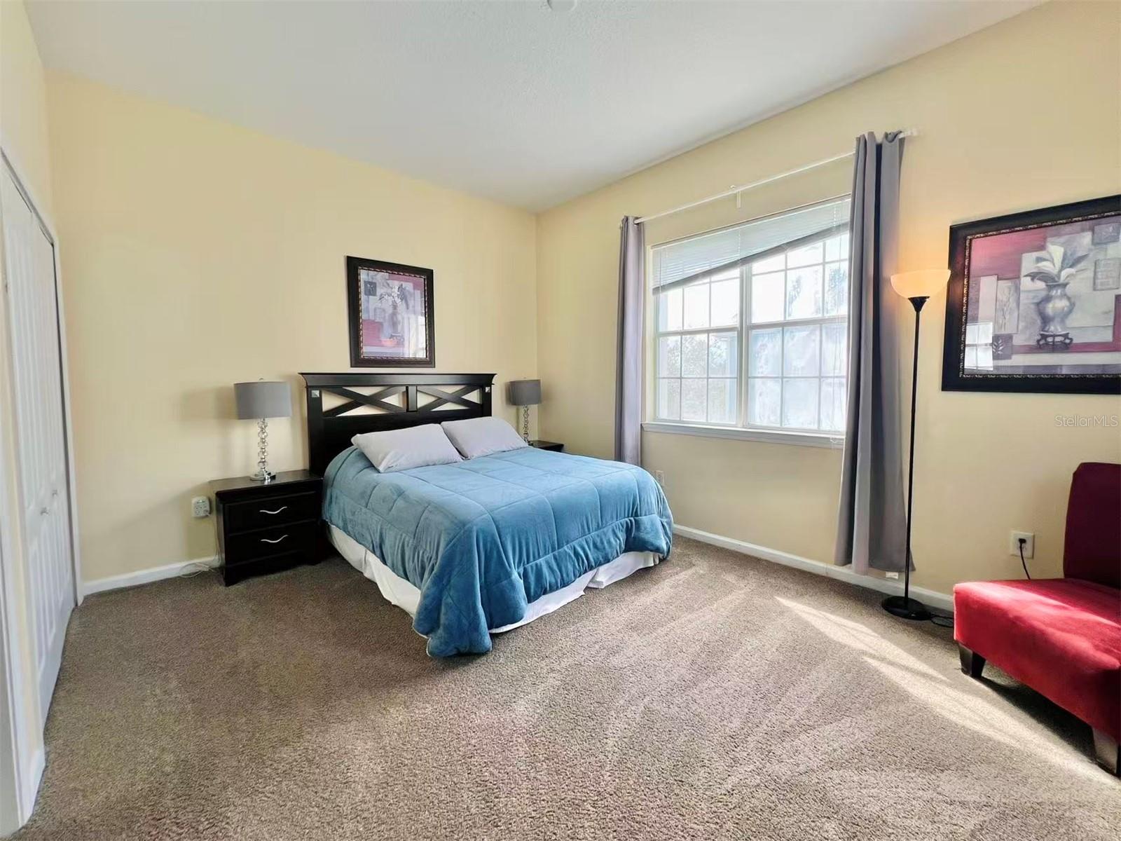 Image 18 of 36 For 5257 Cane Island Loop 402