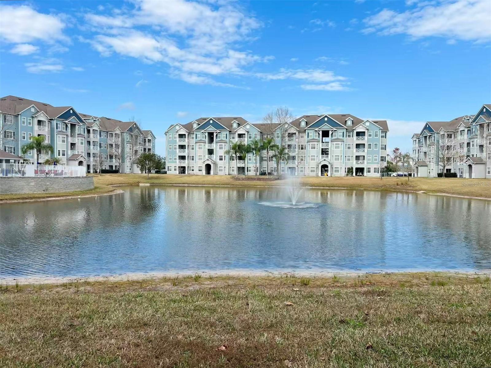 Image 23 of 36 For 5257 Cane Island Loop 402