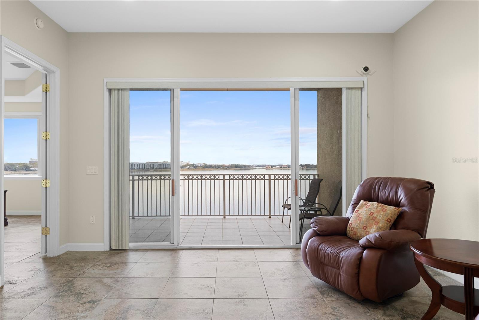 Image 5 of 31 For 8749 The Esplanade  16