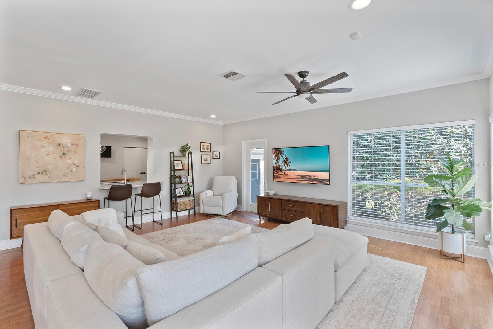 Image 10 of 24 For 1324 Harvard Street