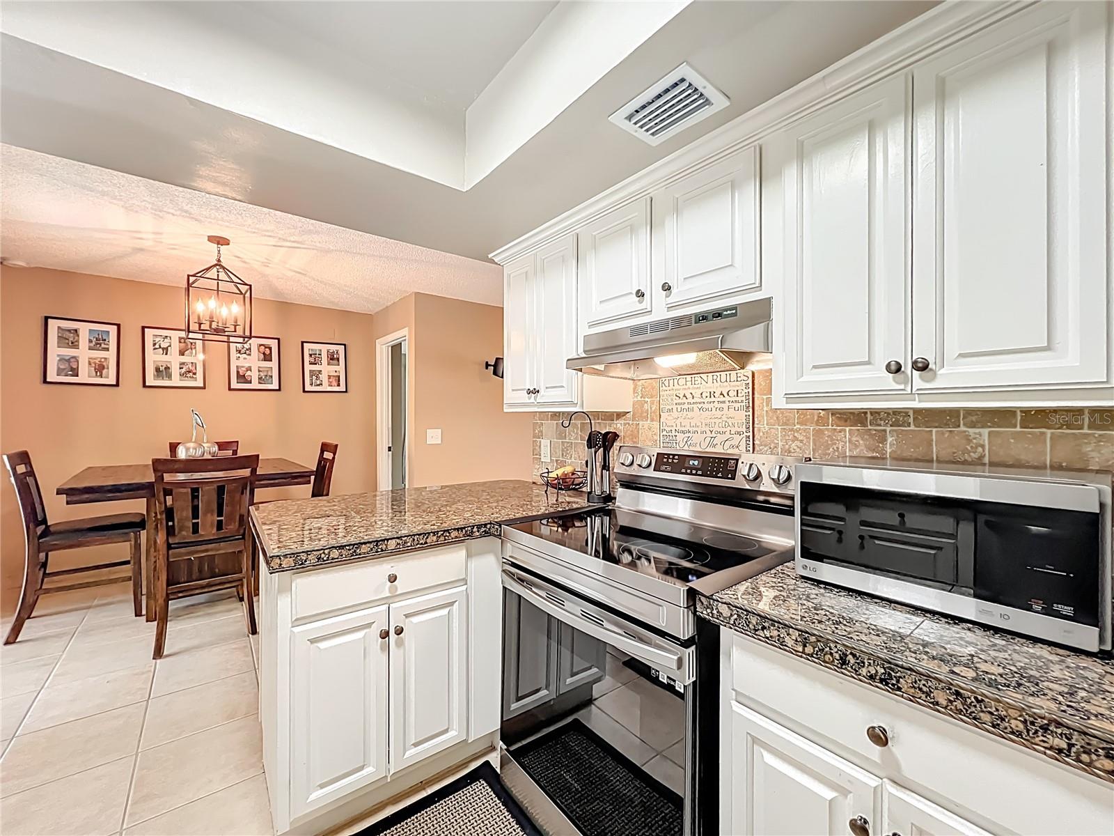 Image 17 of 39 For 1508 Meadowlark Street