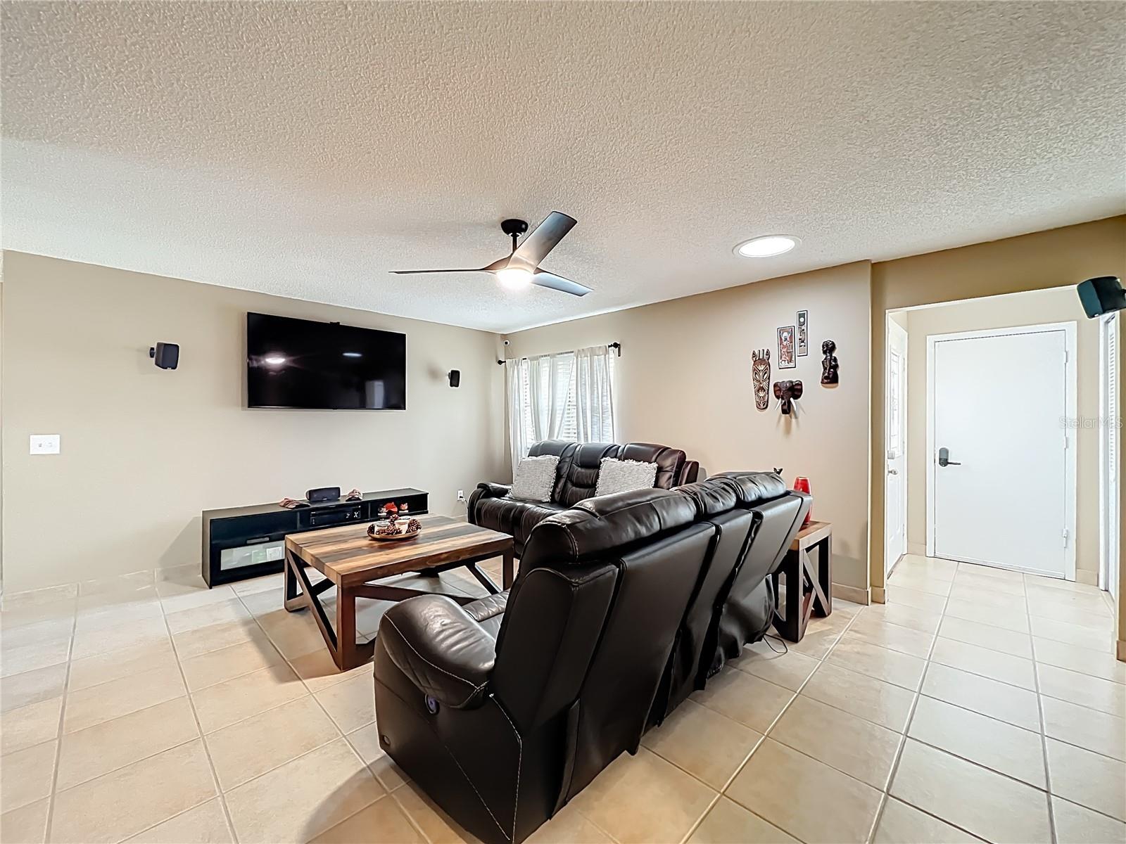 Image 5 of 39 For 1508 Meadowlark Street