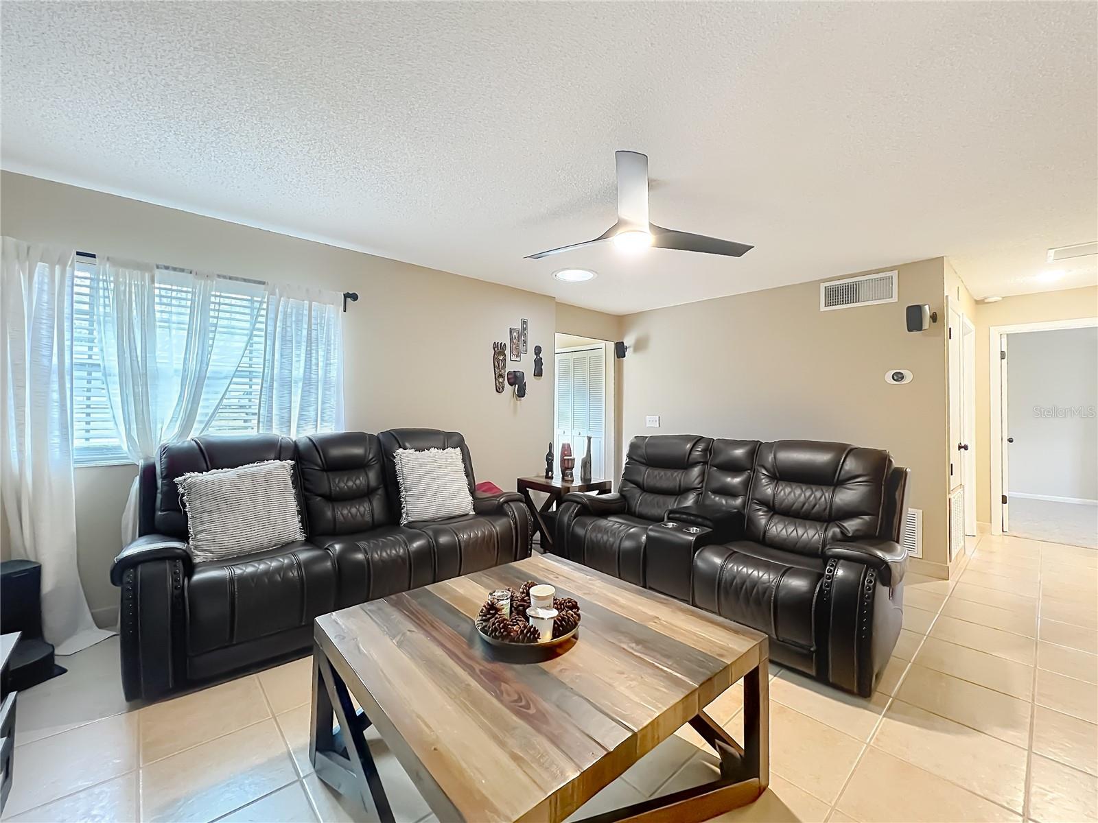 Image 7 of 39 For 1508 Meadowlark Street