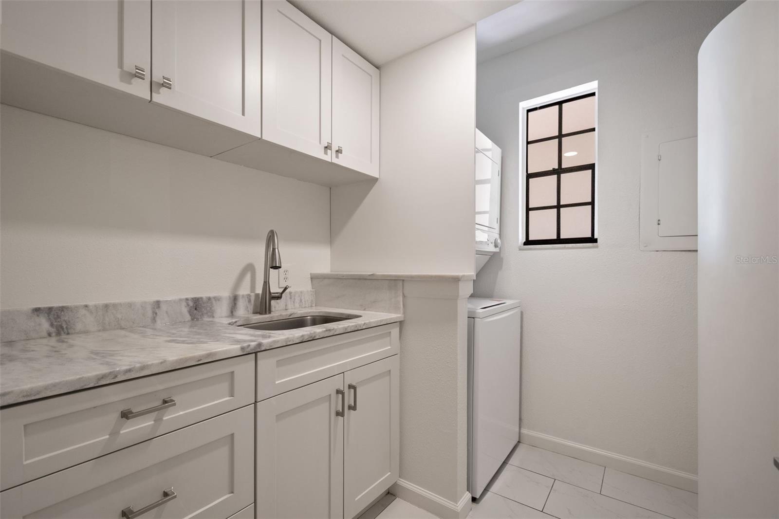 Image 29 of 55 For 106 Interlachen Avenue 118