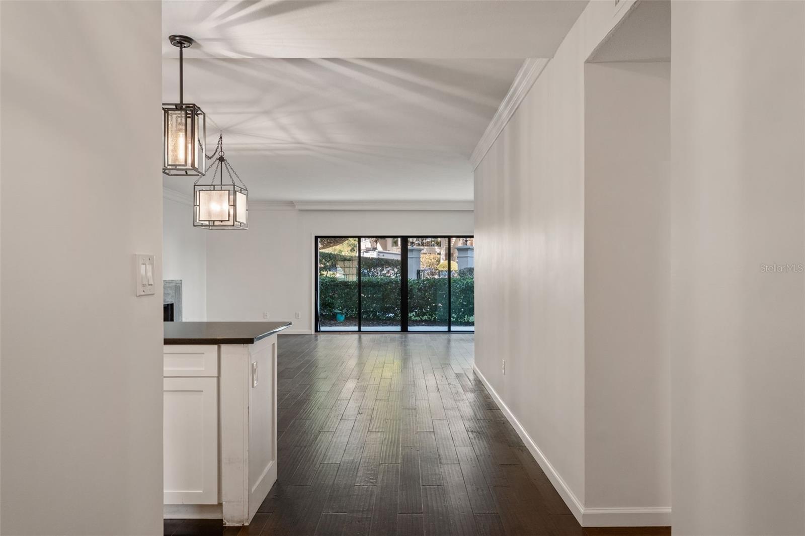 Image 5 of 55 For 106 Interlachen Avenue 118