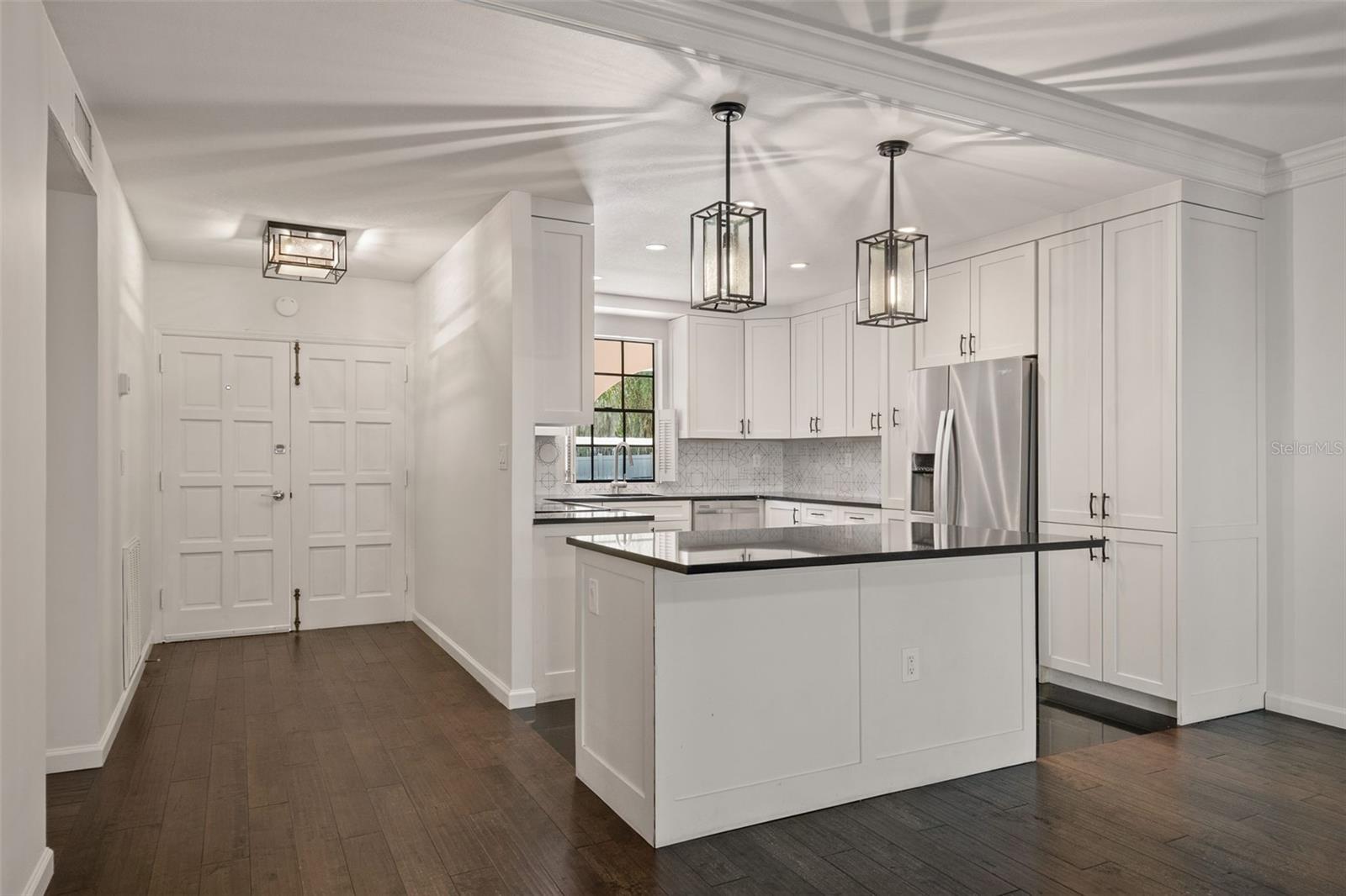 Image 9 of 55 For 106 Interlachen Avenue 118