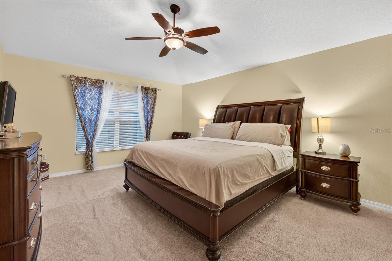 Image 16 of 35 For 871 Courtland Boulevard