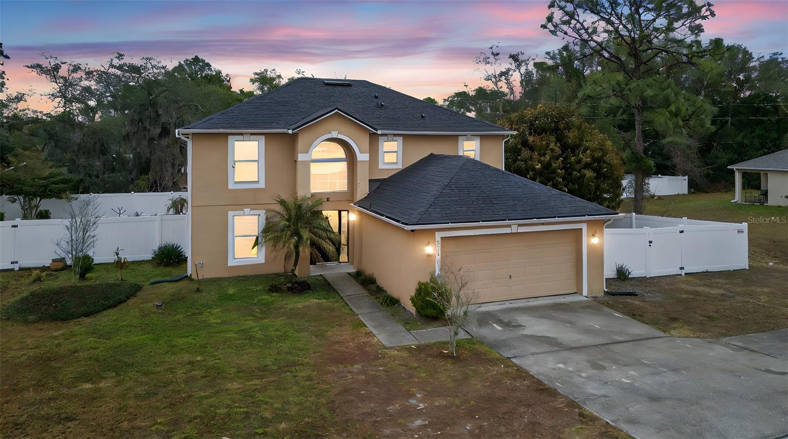 Image 2 of 35 For 871 Courtland Boulevard