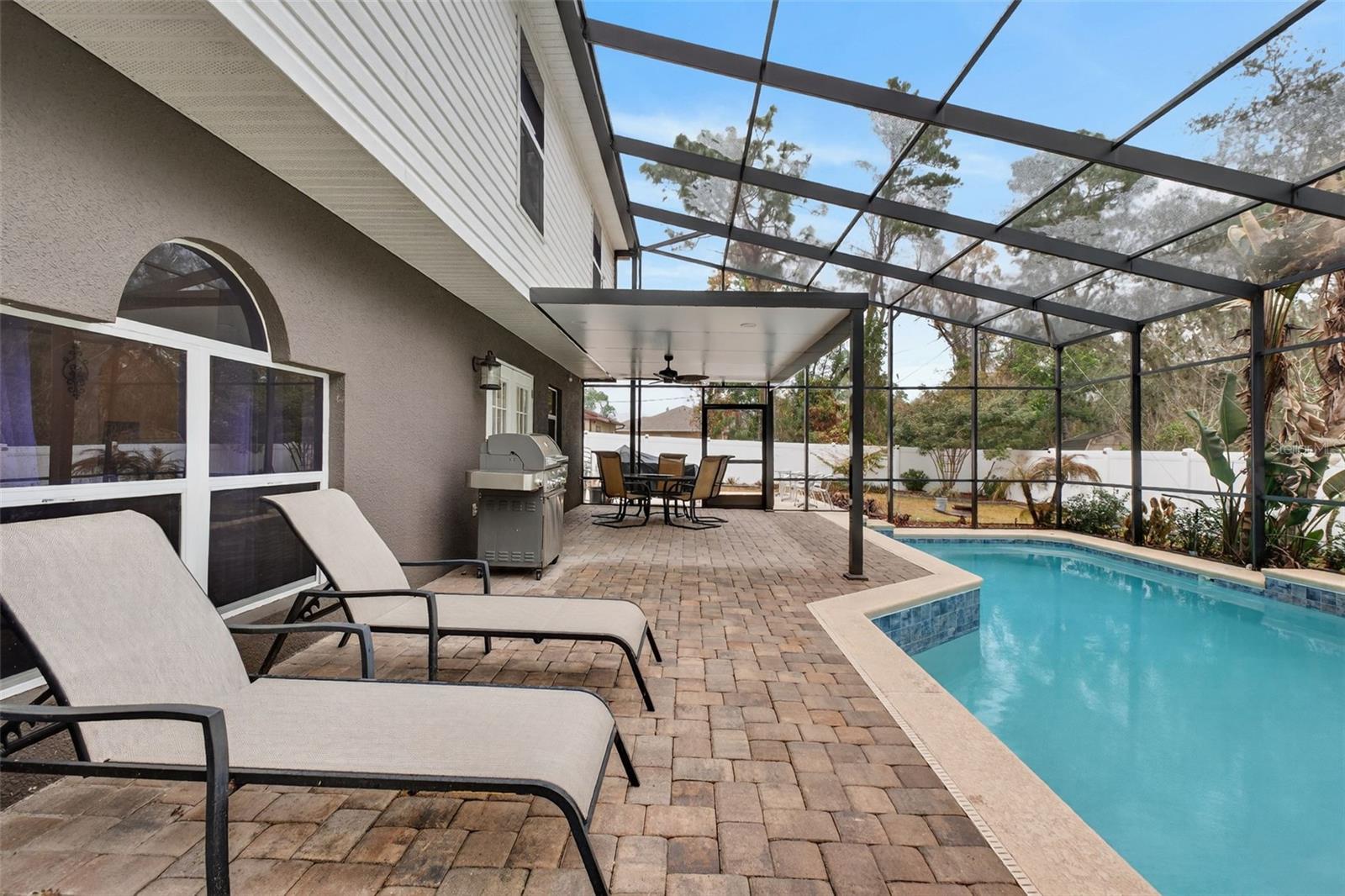 Image 30 of 35 For 871 Courtland Boulevard