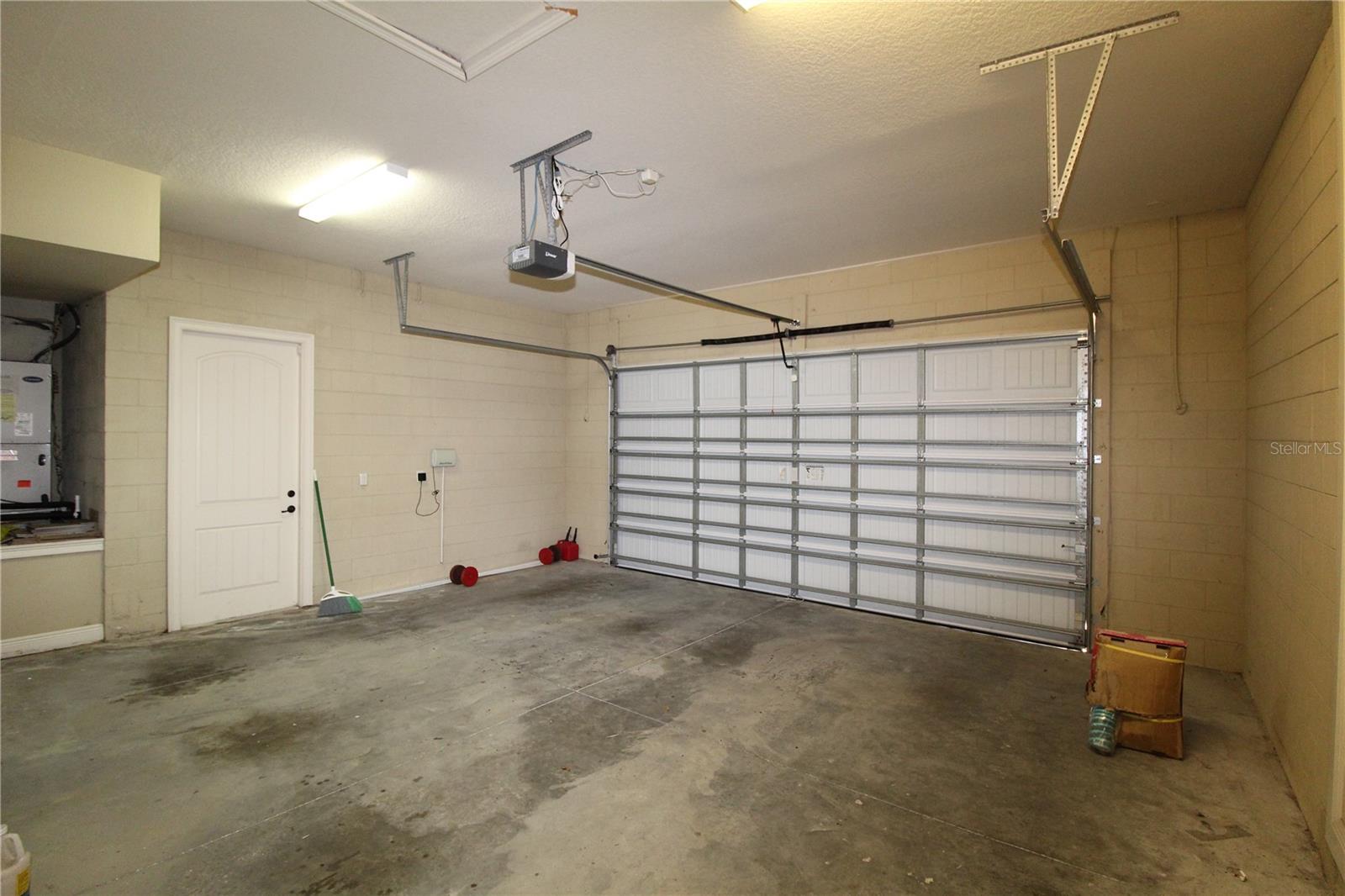 Image 15 of 16 For 5703 Kevin Avenue