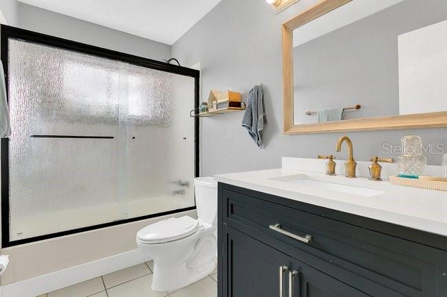 Image 12 of 21 For 172 Grove Street