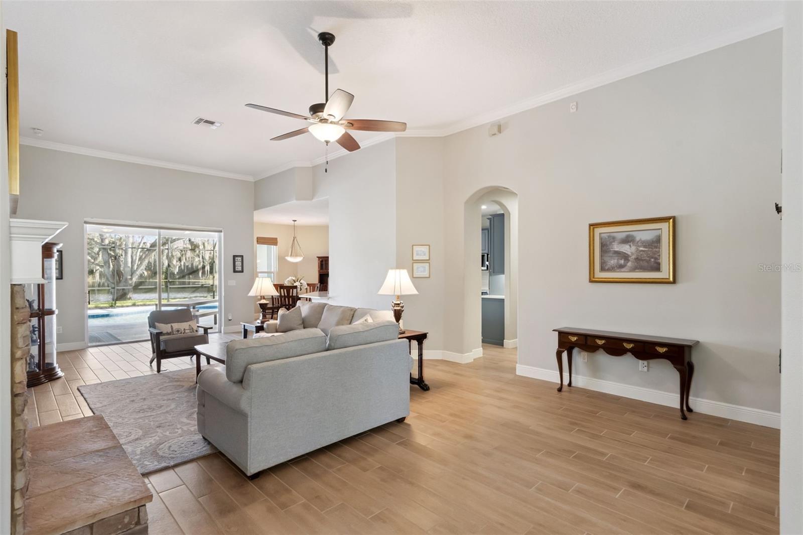 Image 7 of 48 For 3352 Beazer Drive