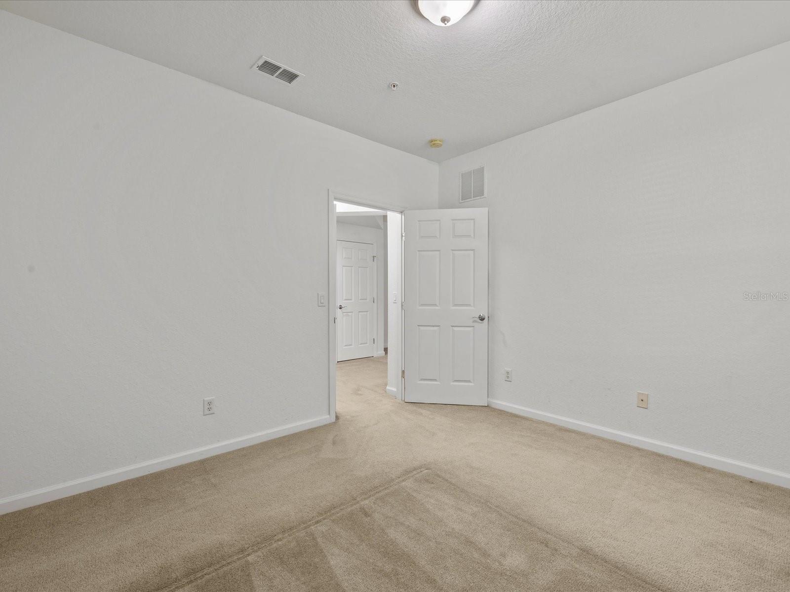 Image 21 of 42 For 8338 Quimby Circle