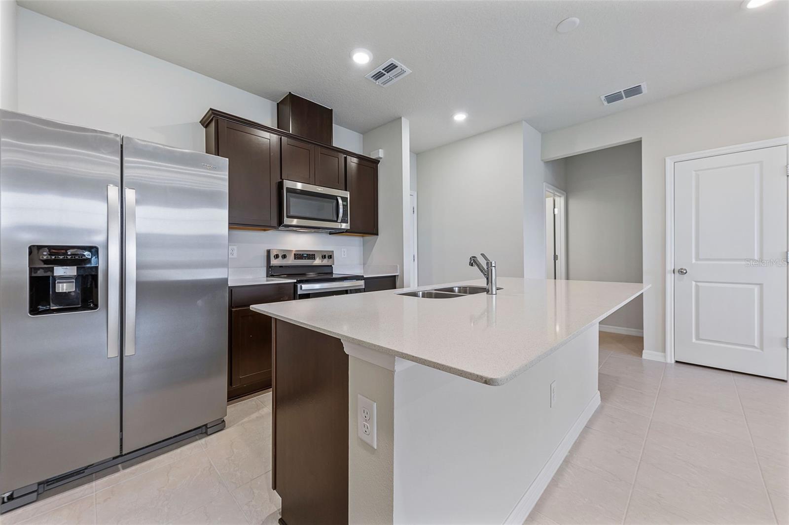 Image 14 of 32 For 6340 Tabebuia Parkway