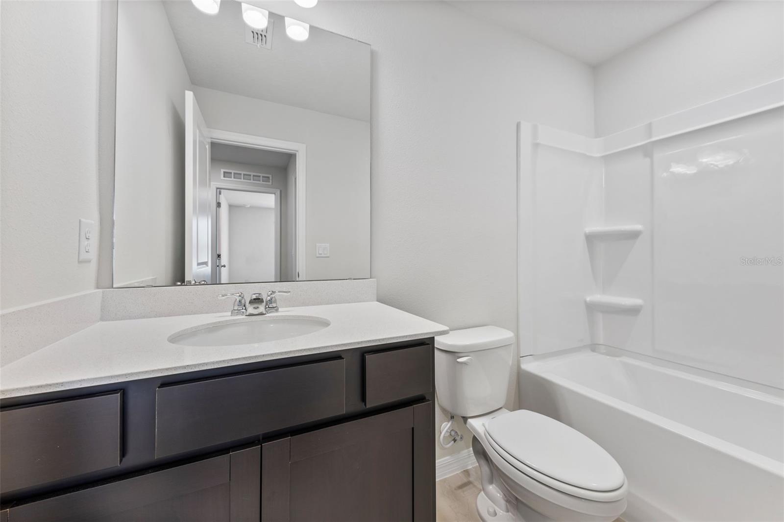 Image 20 of 32 For 6340 Tabebuia Parkway