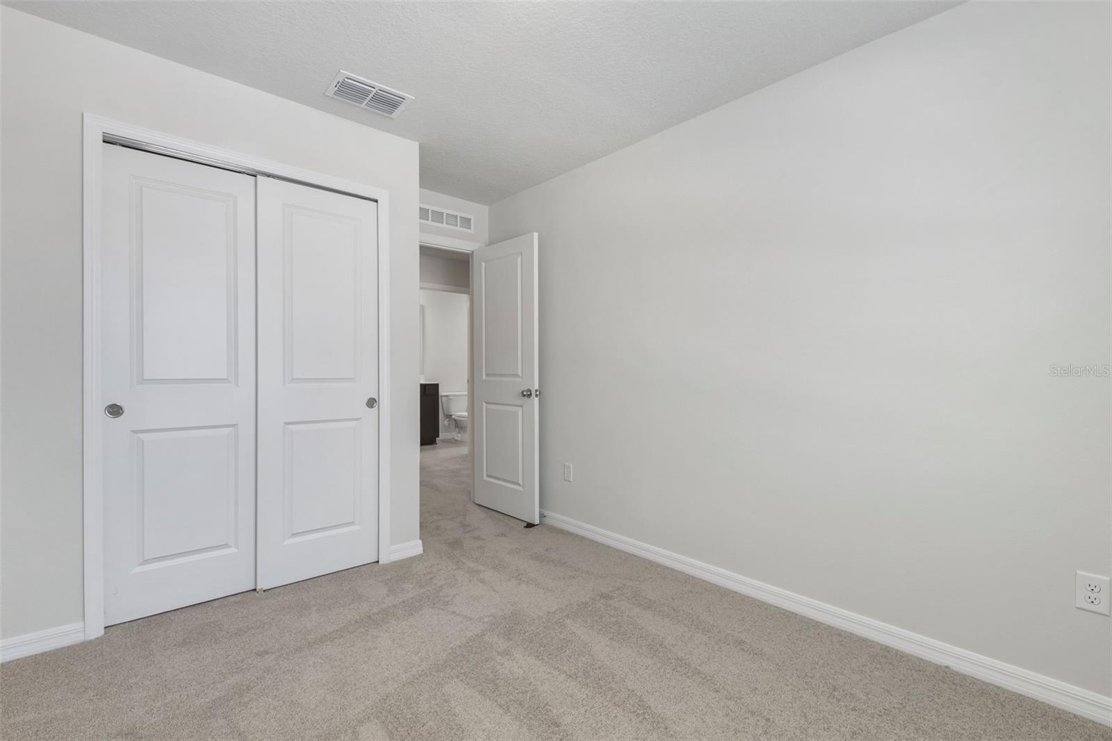 Image 24 of 32 For 6340 Tabebuia Parkway