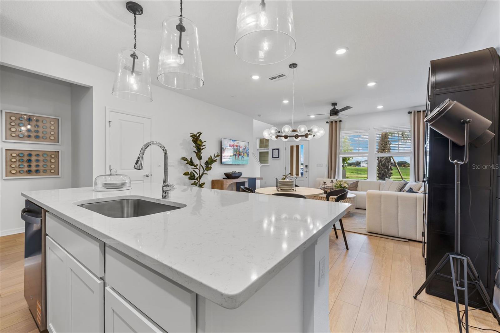 Image 3 of 32 For 6340 Tabebuia Parkway