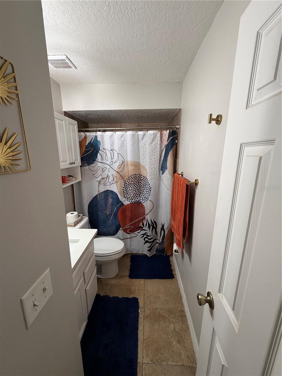 Image 22 of 31 For 4790 Tangerine Avenue 4790