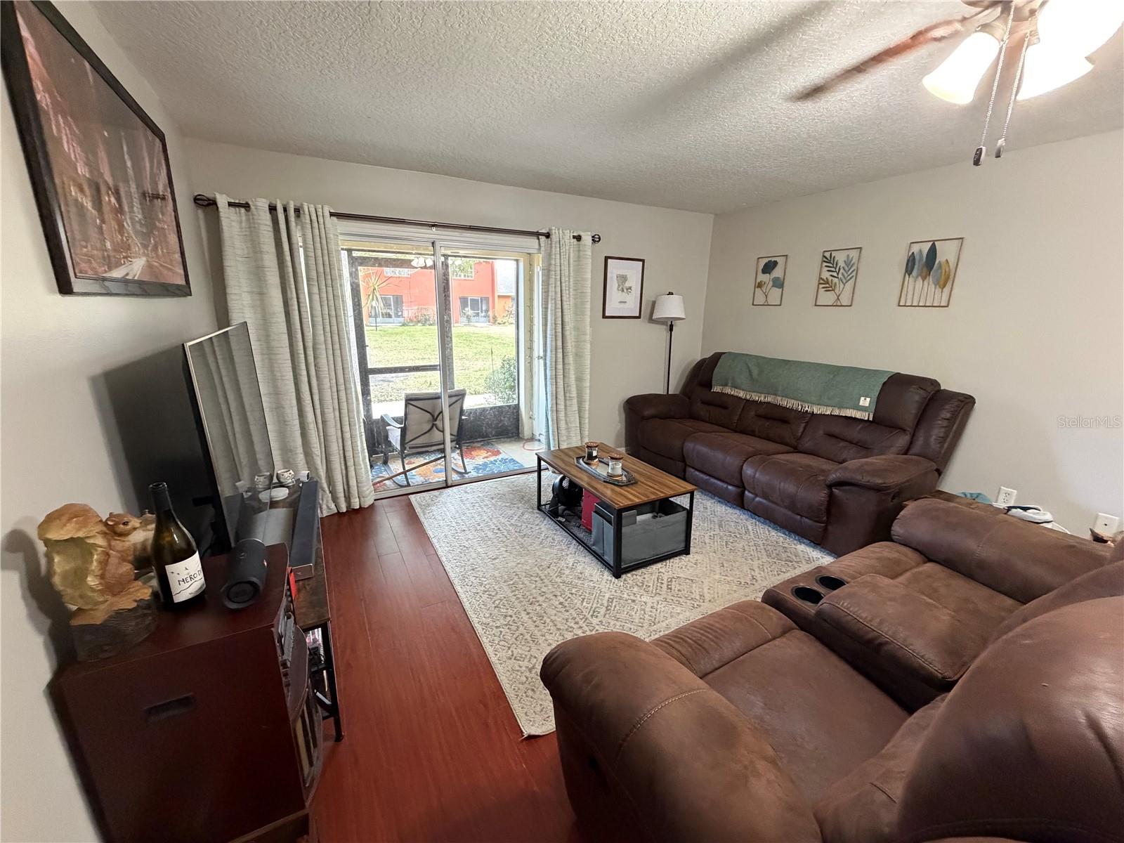 Image 7 of 31 For 4790 Tangerine Avenue 4790