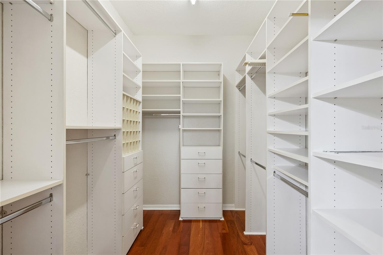 Image 21 of 54 For 1258 Glencrest Drive