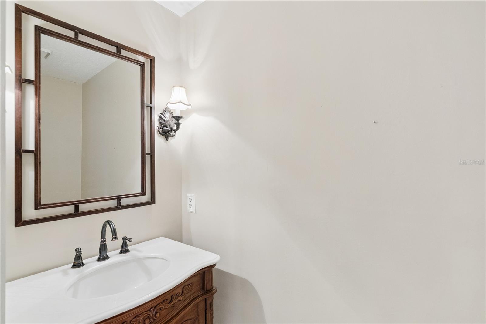 Image 27 of 54 For 1258 Glencrest Drive