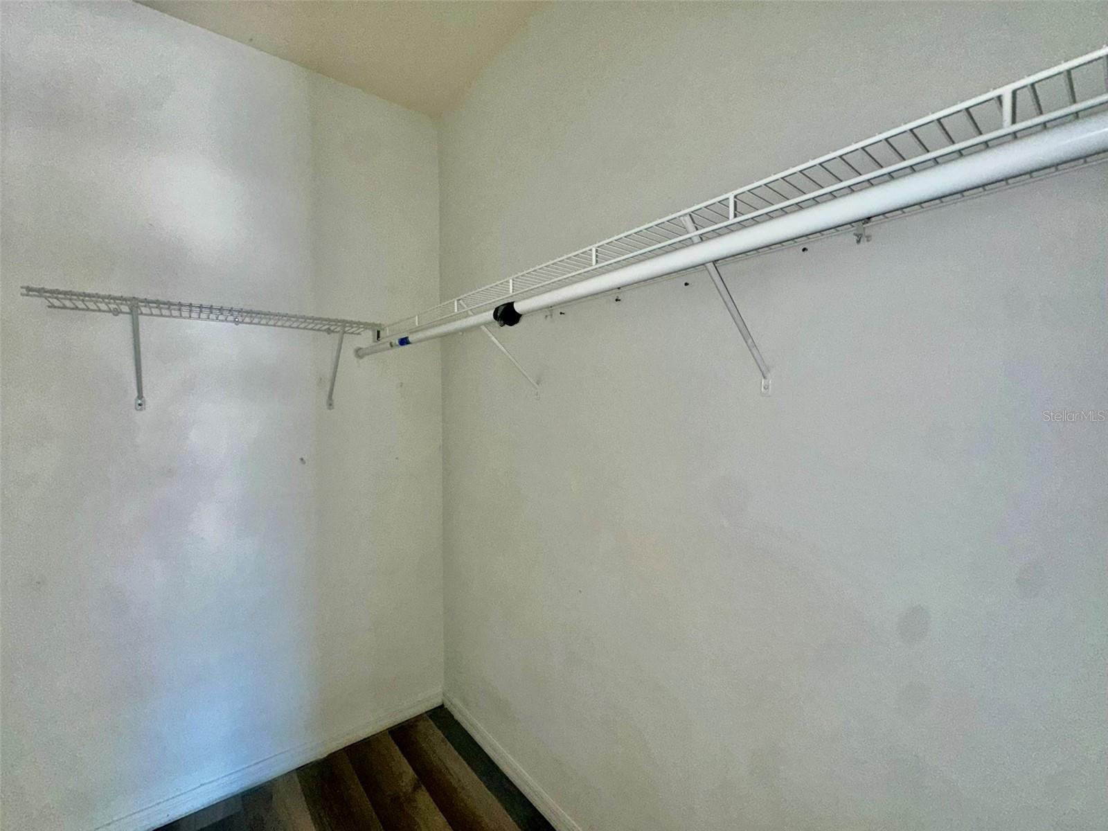 Image 19 of 36 For 4304 Paradise Cove Court