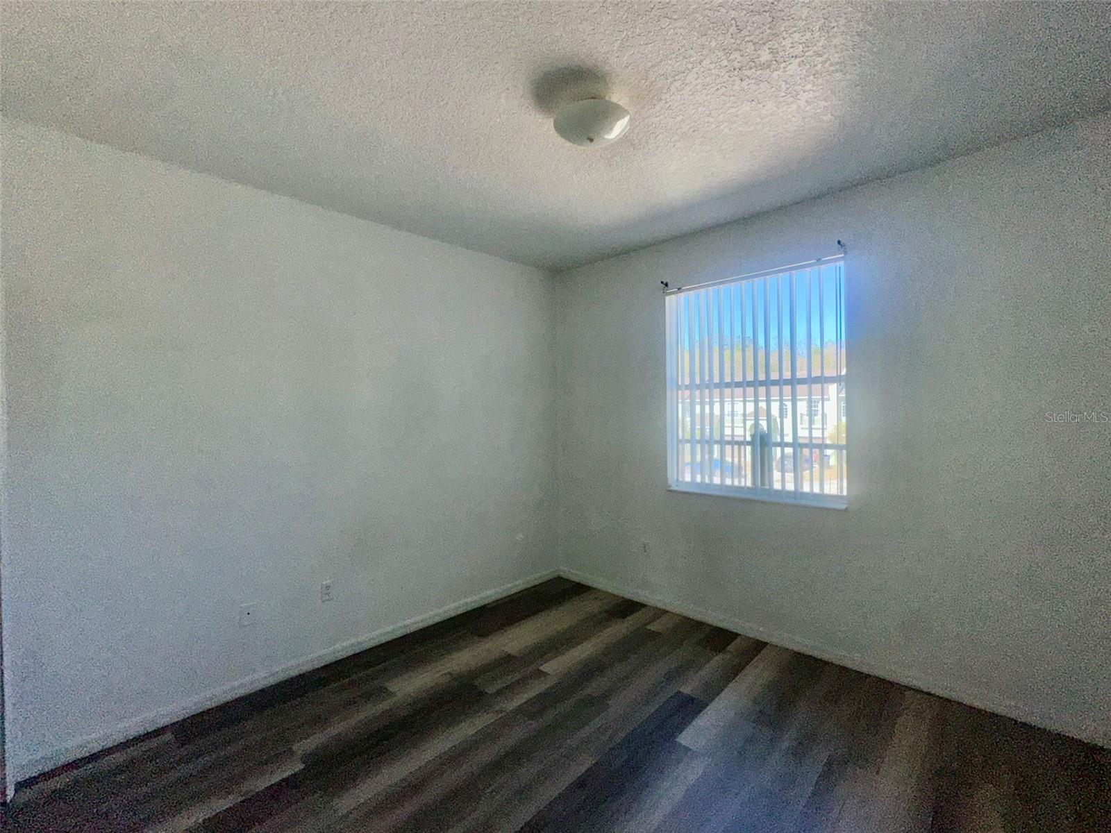 Image 22 of 36 For 4304 Paradise Cove Court