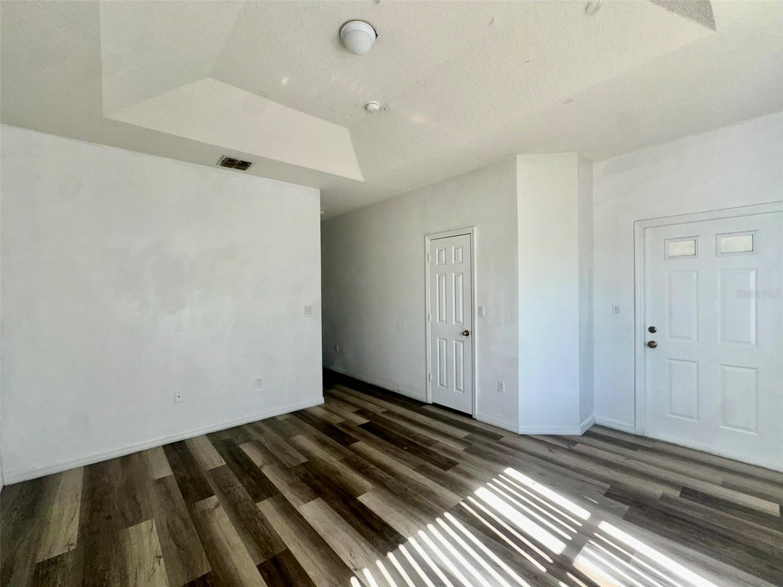 Image 25 of 36 For 4304 Paradise Cove Court