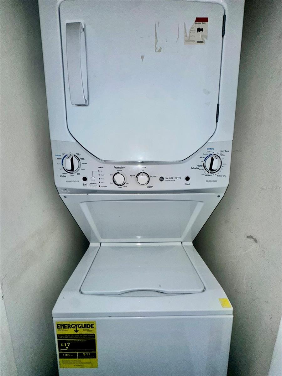 Image 28 of 36 For 4304 Paradise Cove Court