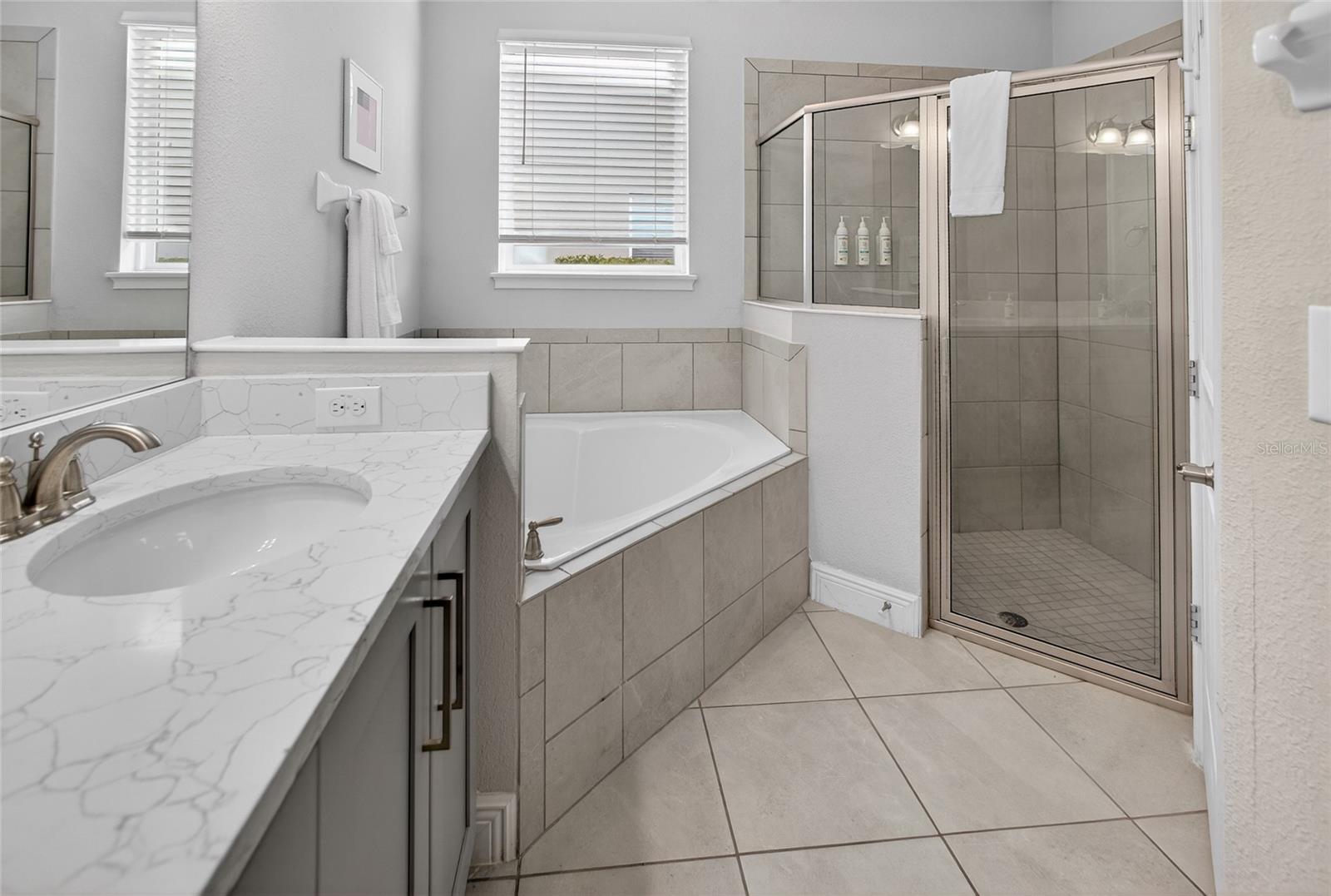 Image 18 of 98 For 7666 Fairfax Drive