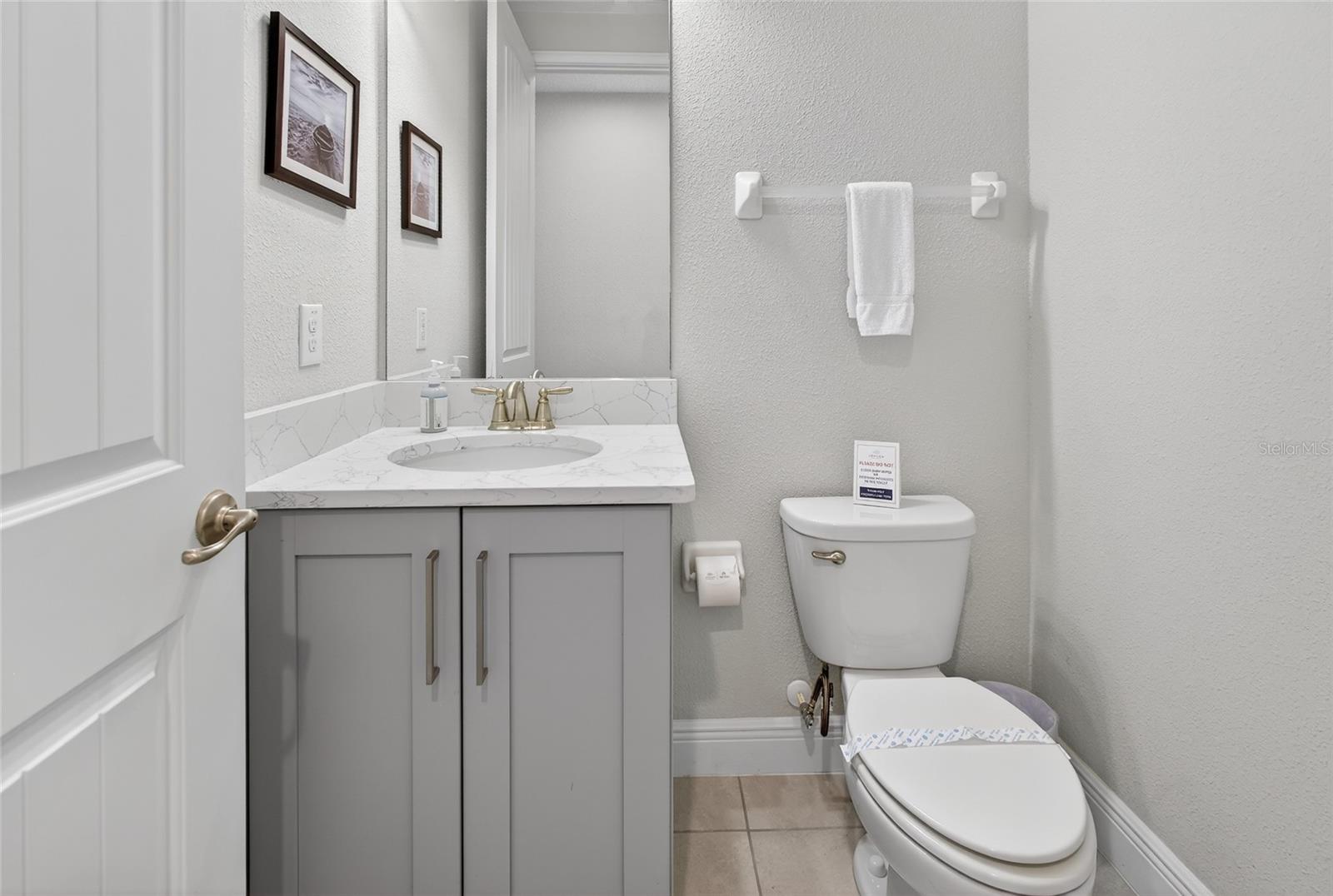 Image 29 of 98 For 7666 Fairfax Drive