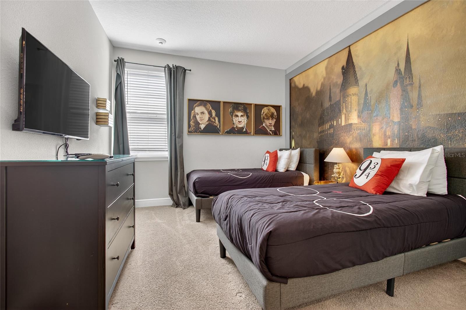 Image 32 of 98 For 7666 Fairfax Drive