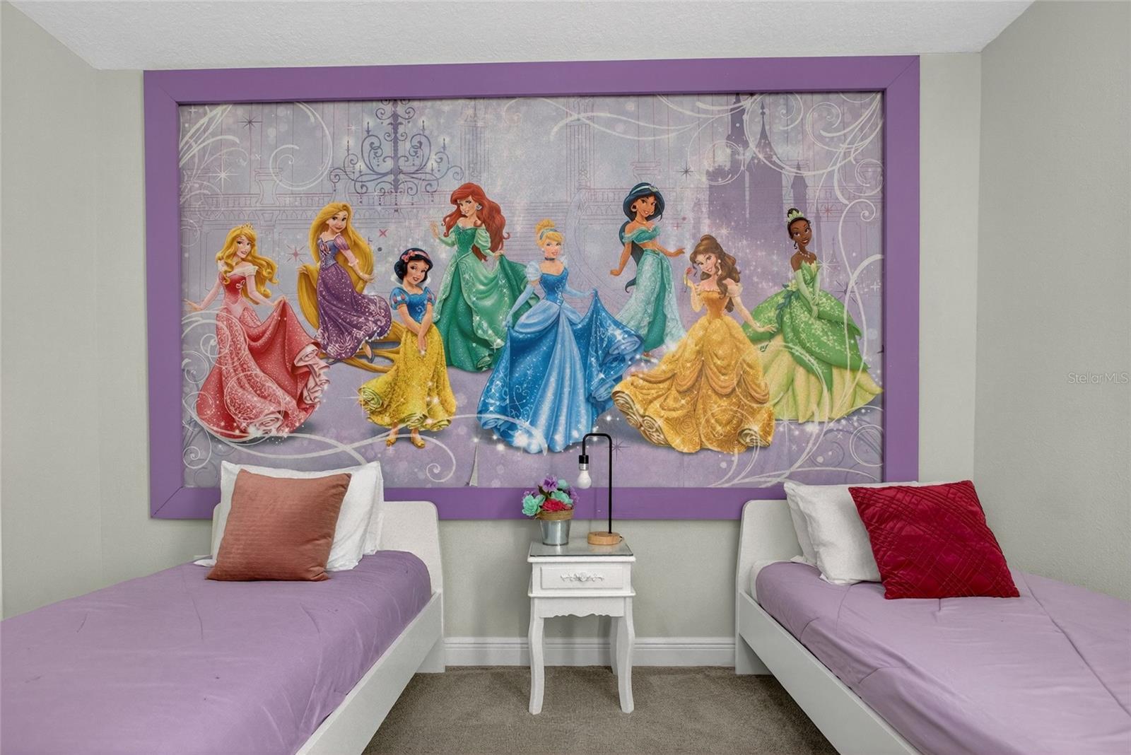 Image 44 of 98 For 7666 Fairfax Drive