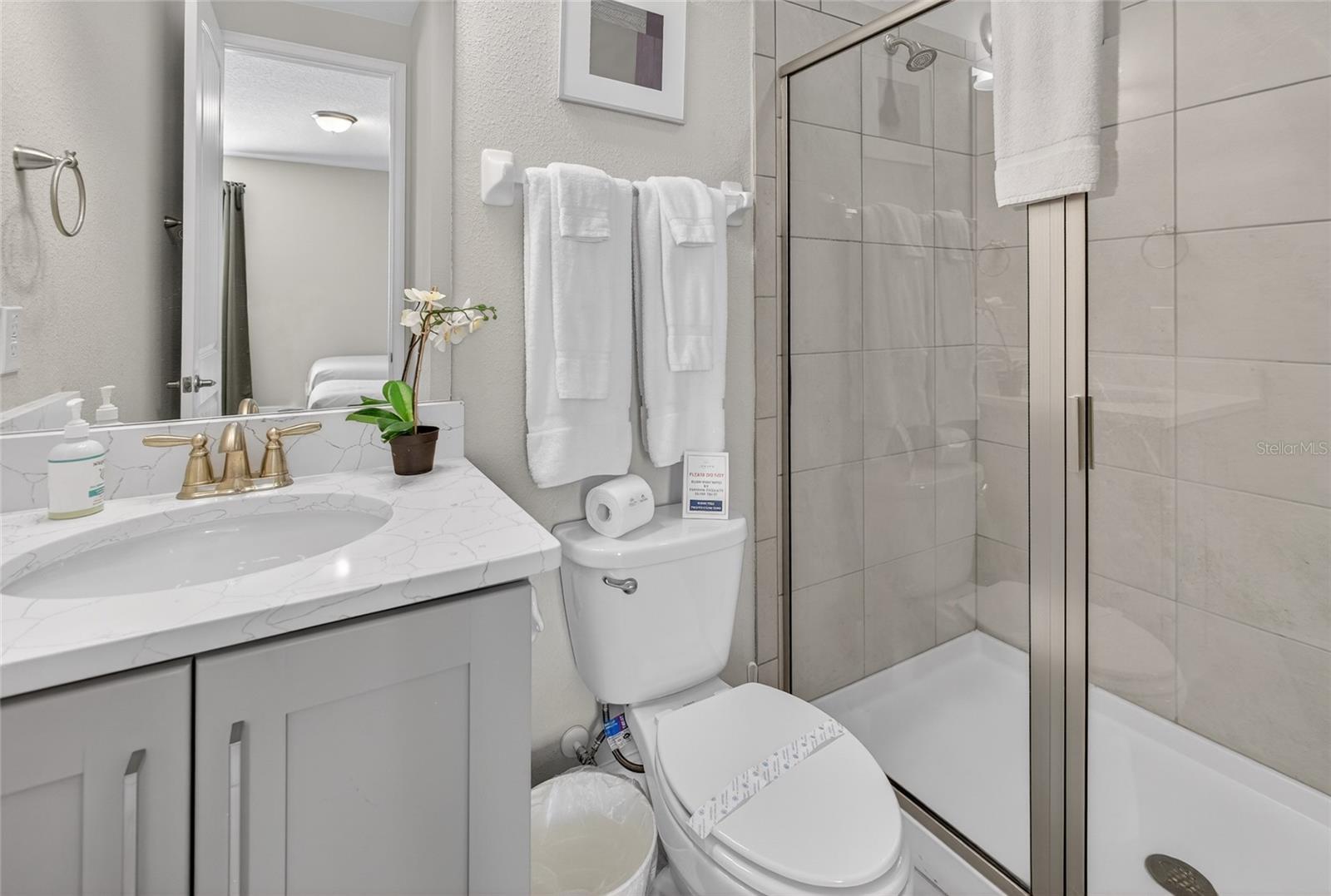 Image 49 of 98 For 7666 Fairfax Drive