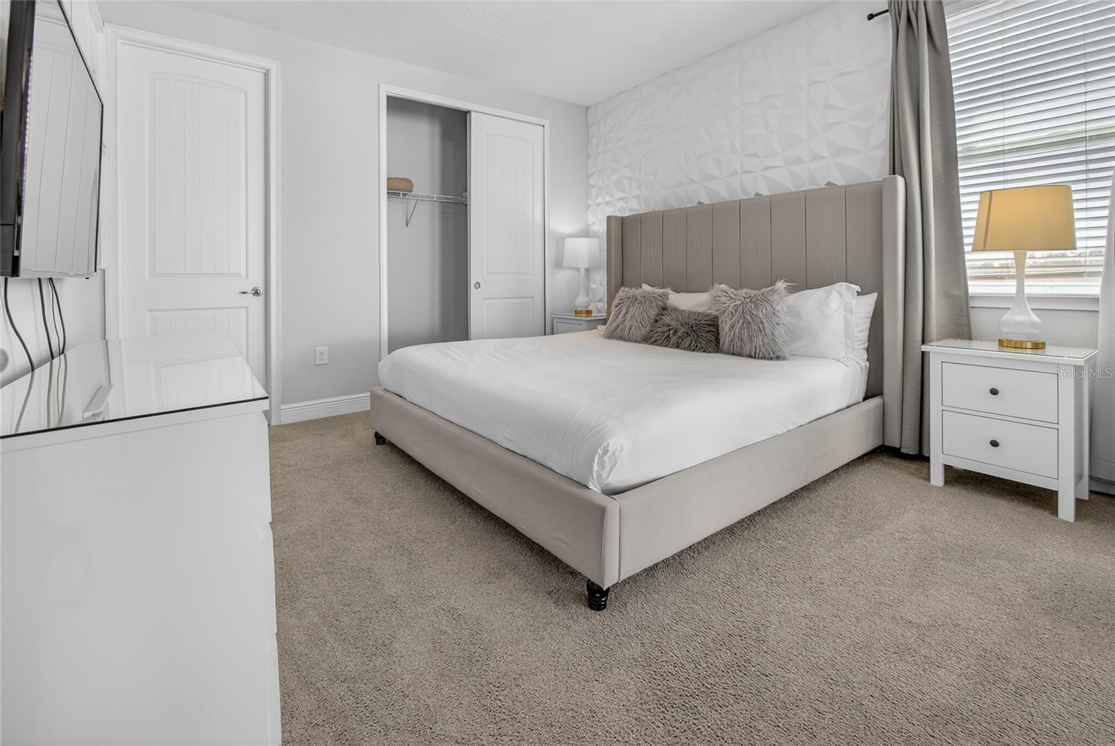 Image 50 of 98 For 7666 Fairfax Drive