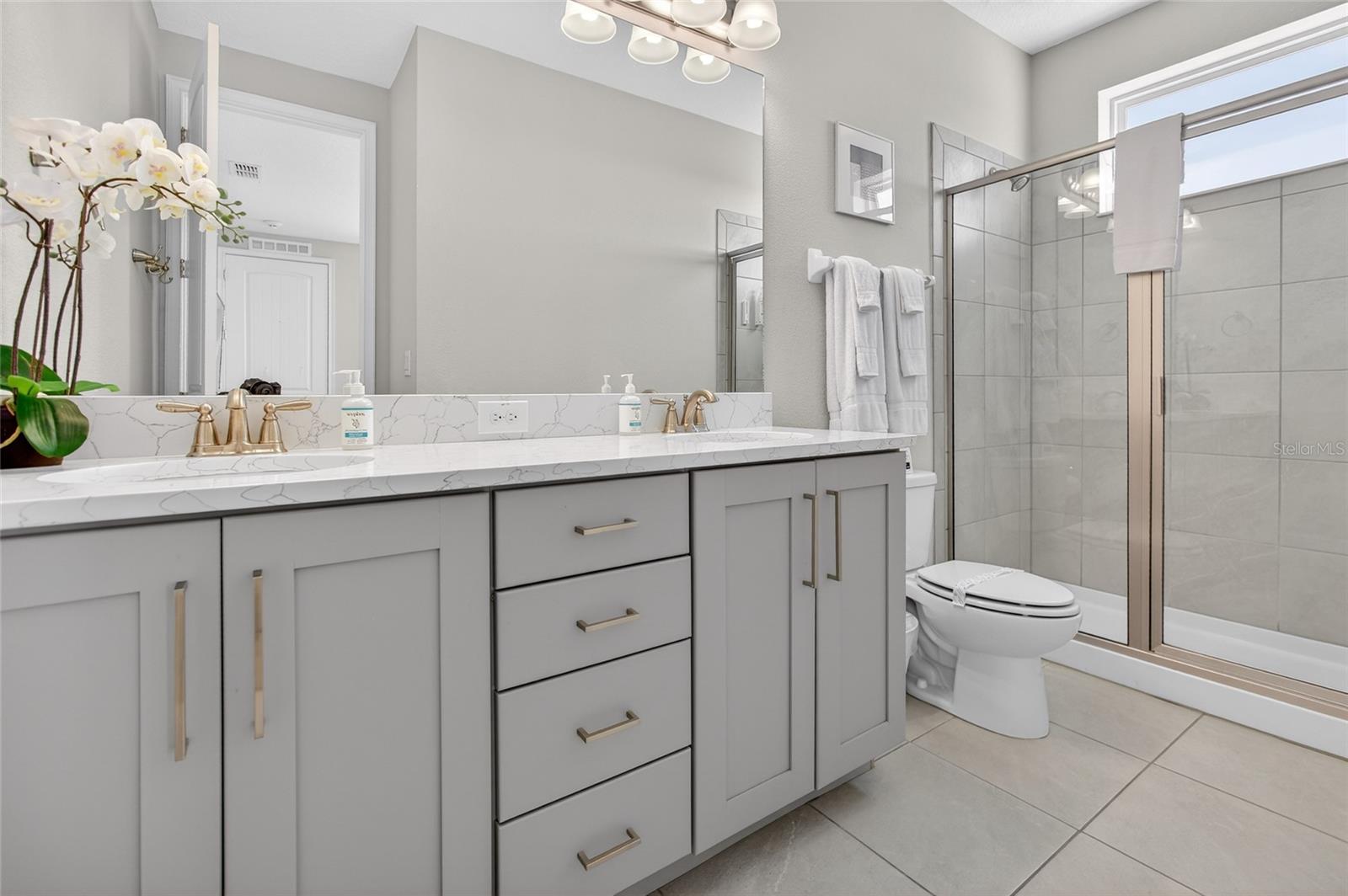 Image 52 of 98 For 7666 Fairfax Drive