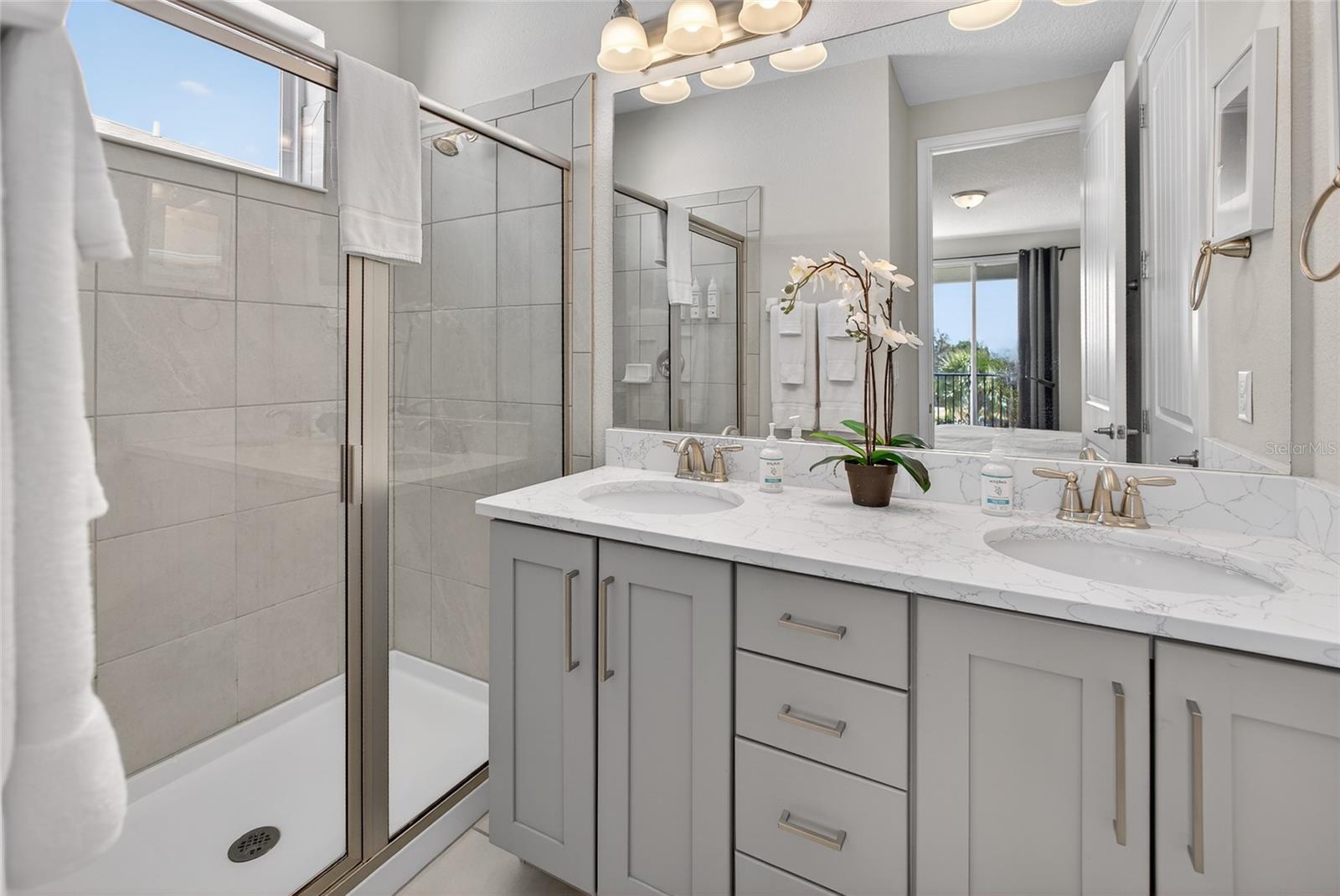 Image 57 of 98 For 7666 Fairfax Drive