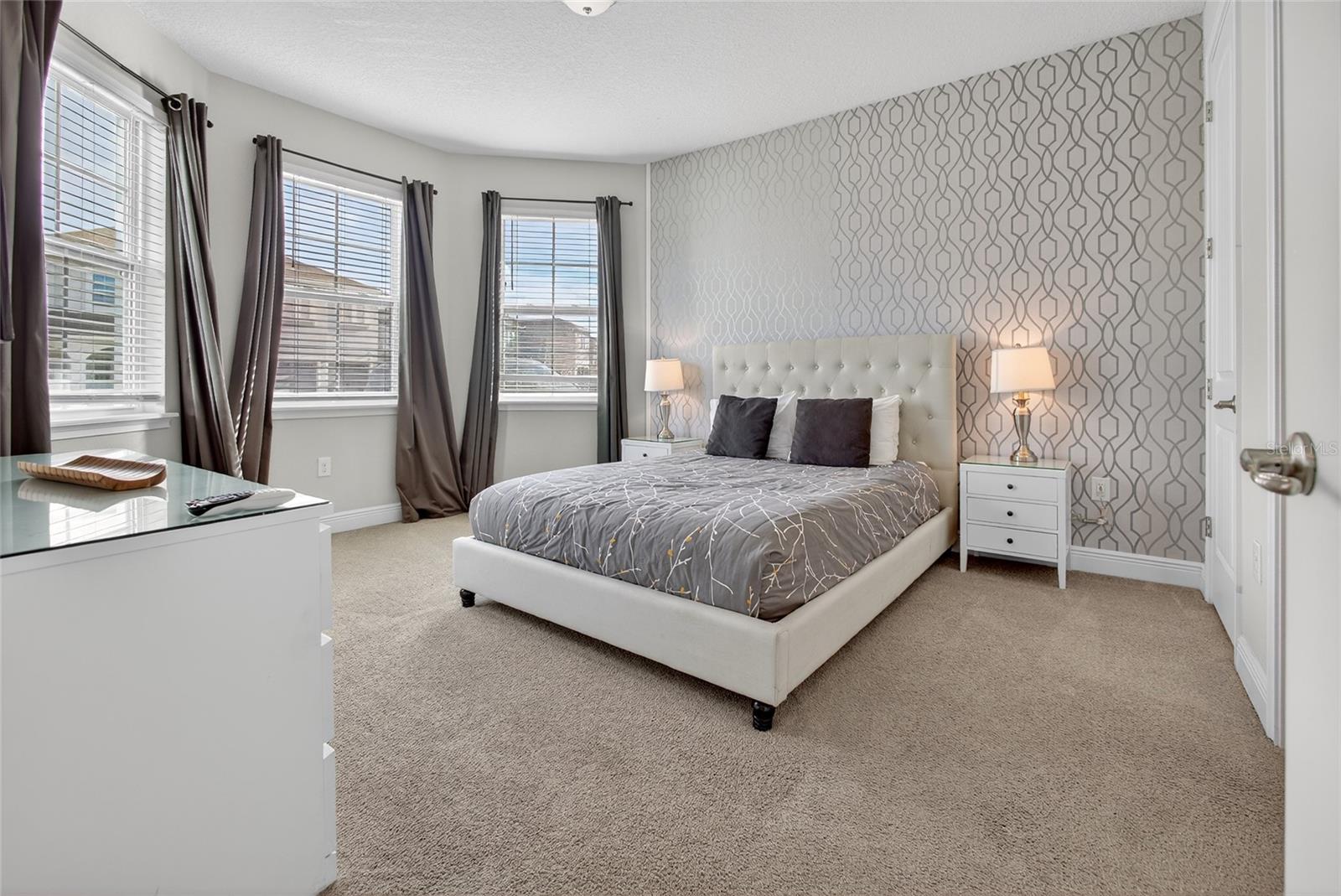 Image 59 of 98 For 7666 Fairfax Drive