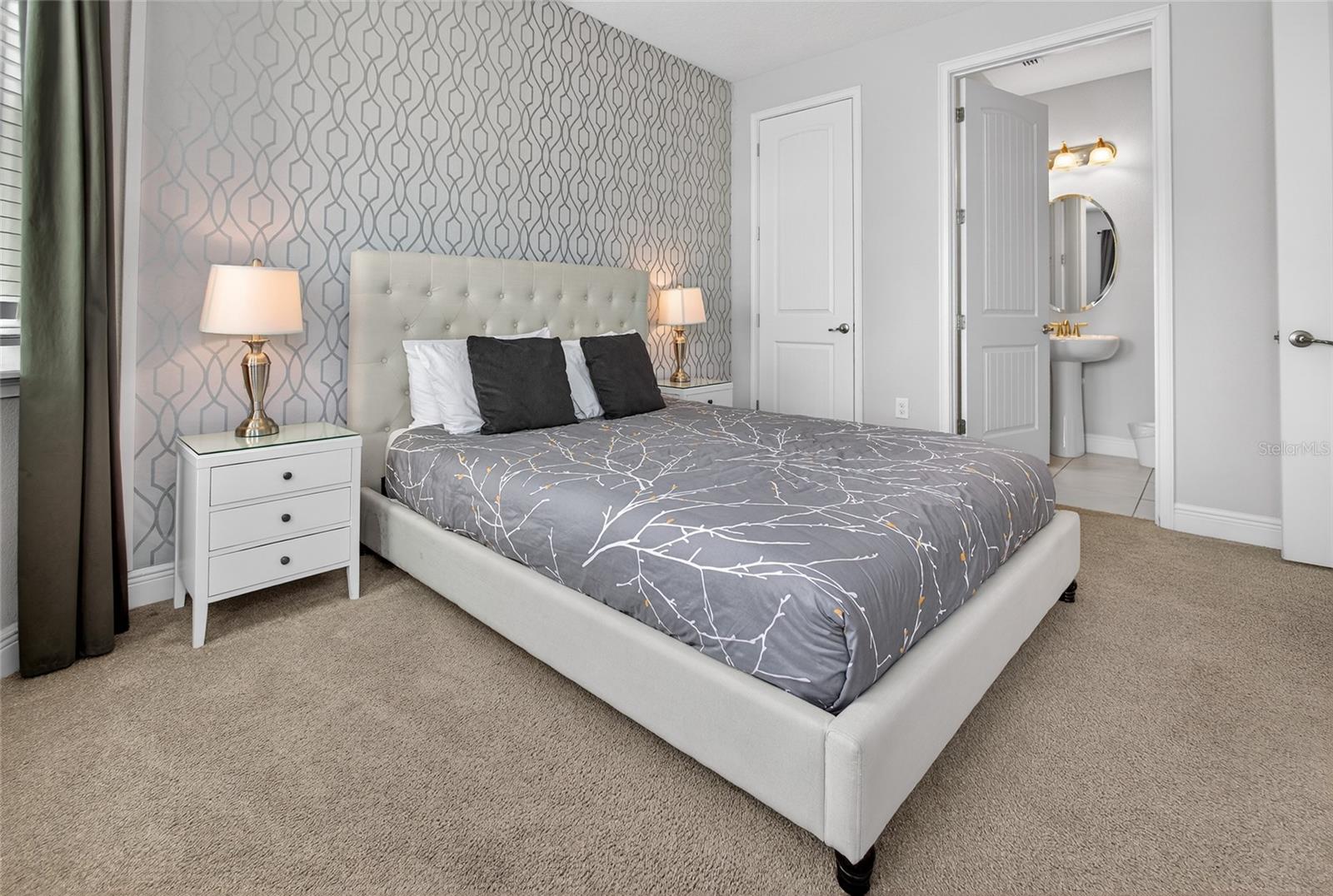 Image 60 of 98 For 7666 Fairfax Drive