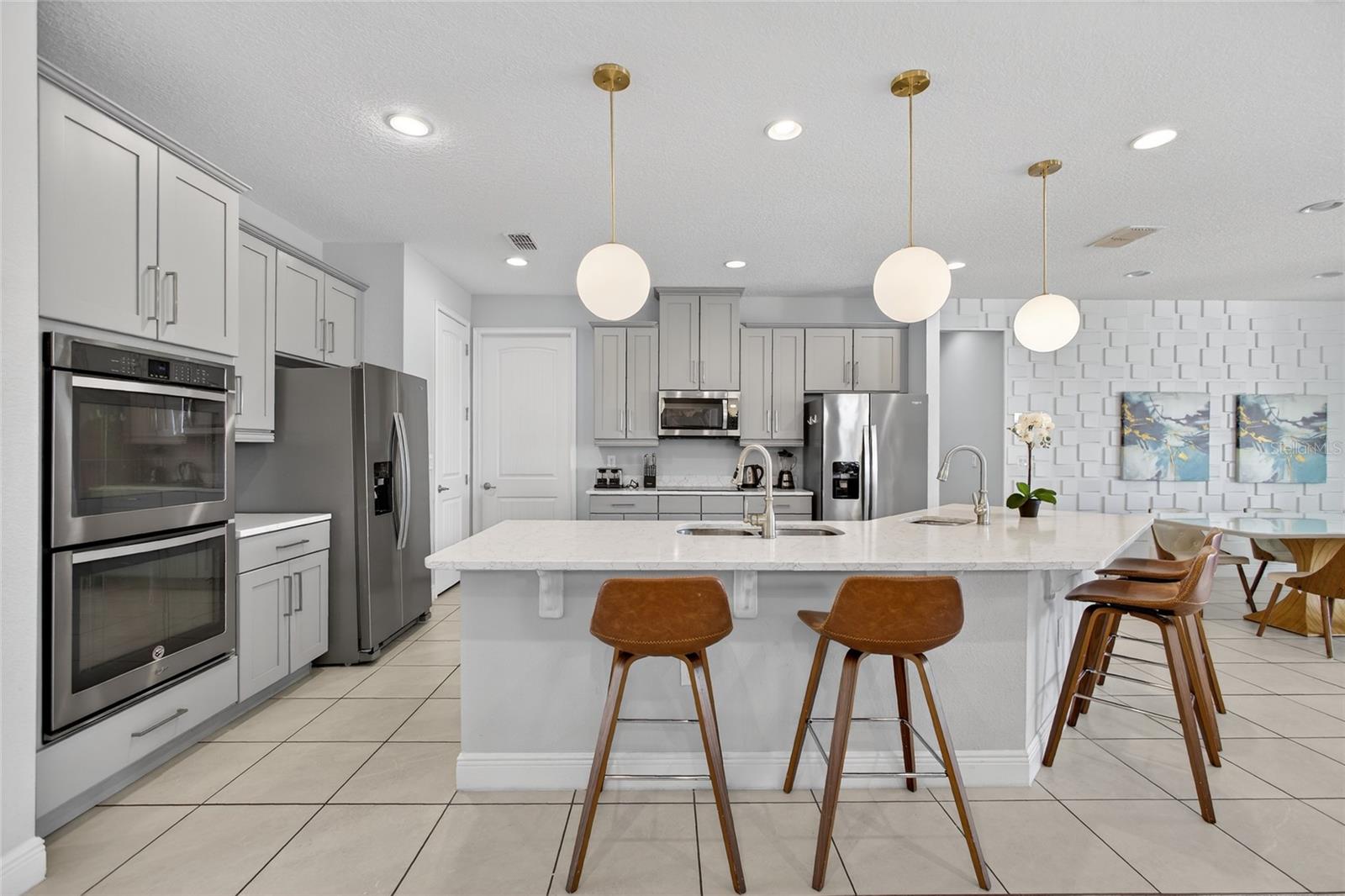 Image 68 of 98 For 7666 Fairfax Drive