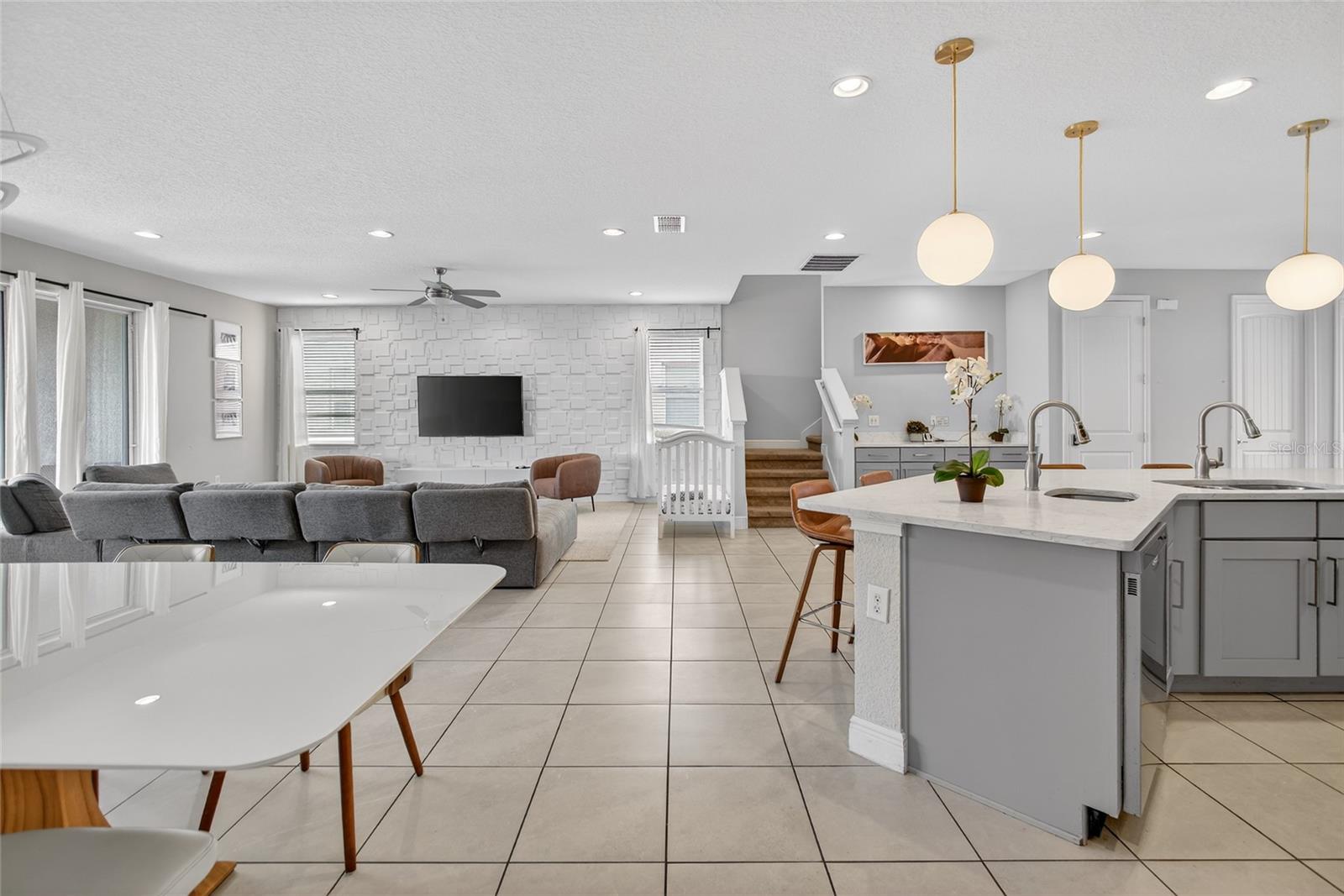 Image 75 of 98 For 7666 Fairfax Drive