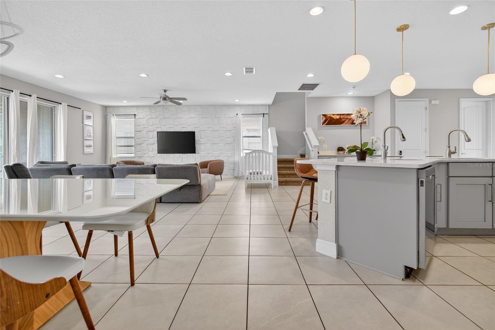 Image 76 of 98 For 7666 Fairfax Drive